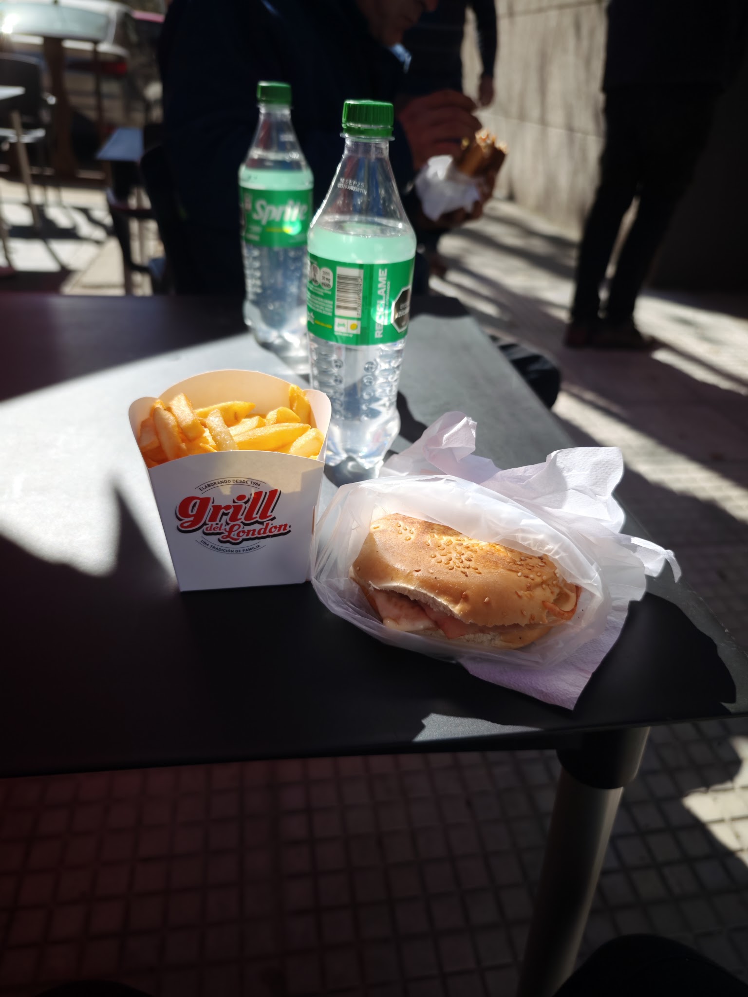 Grill Del London