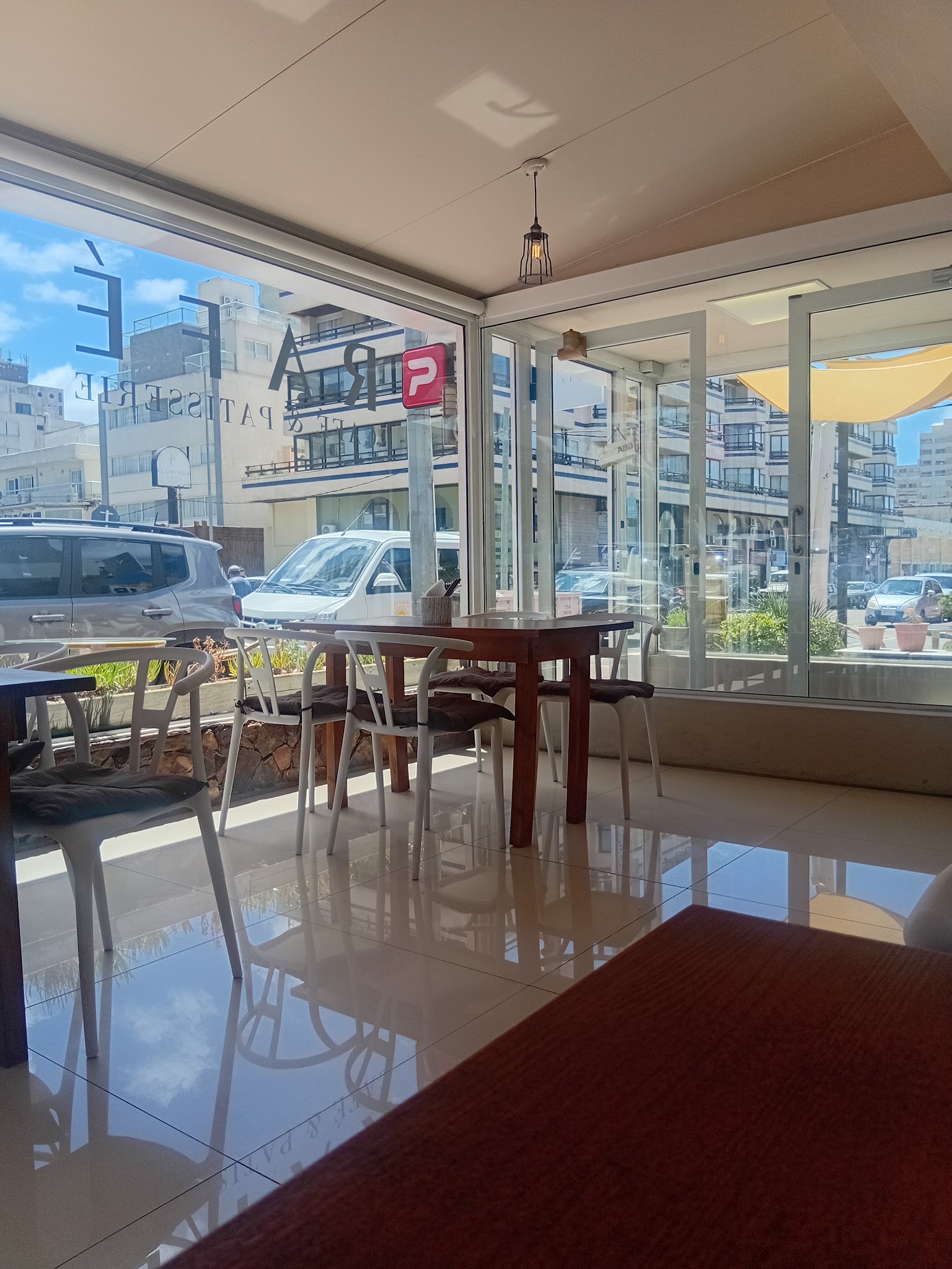 RAFÉ Café