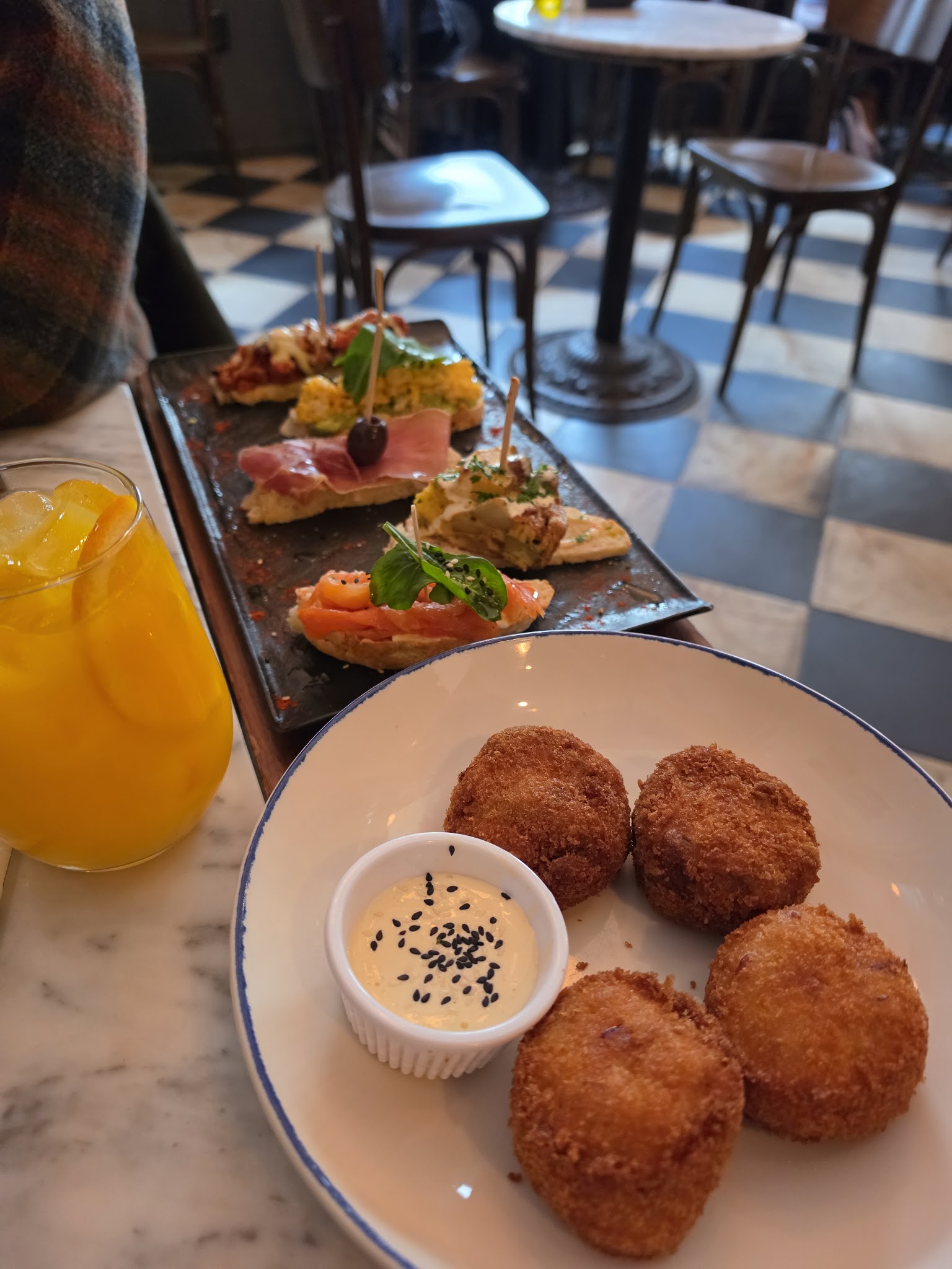 Plaza de Chueca · Miguel Barreiro