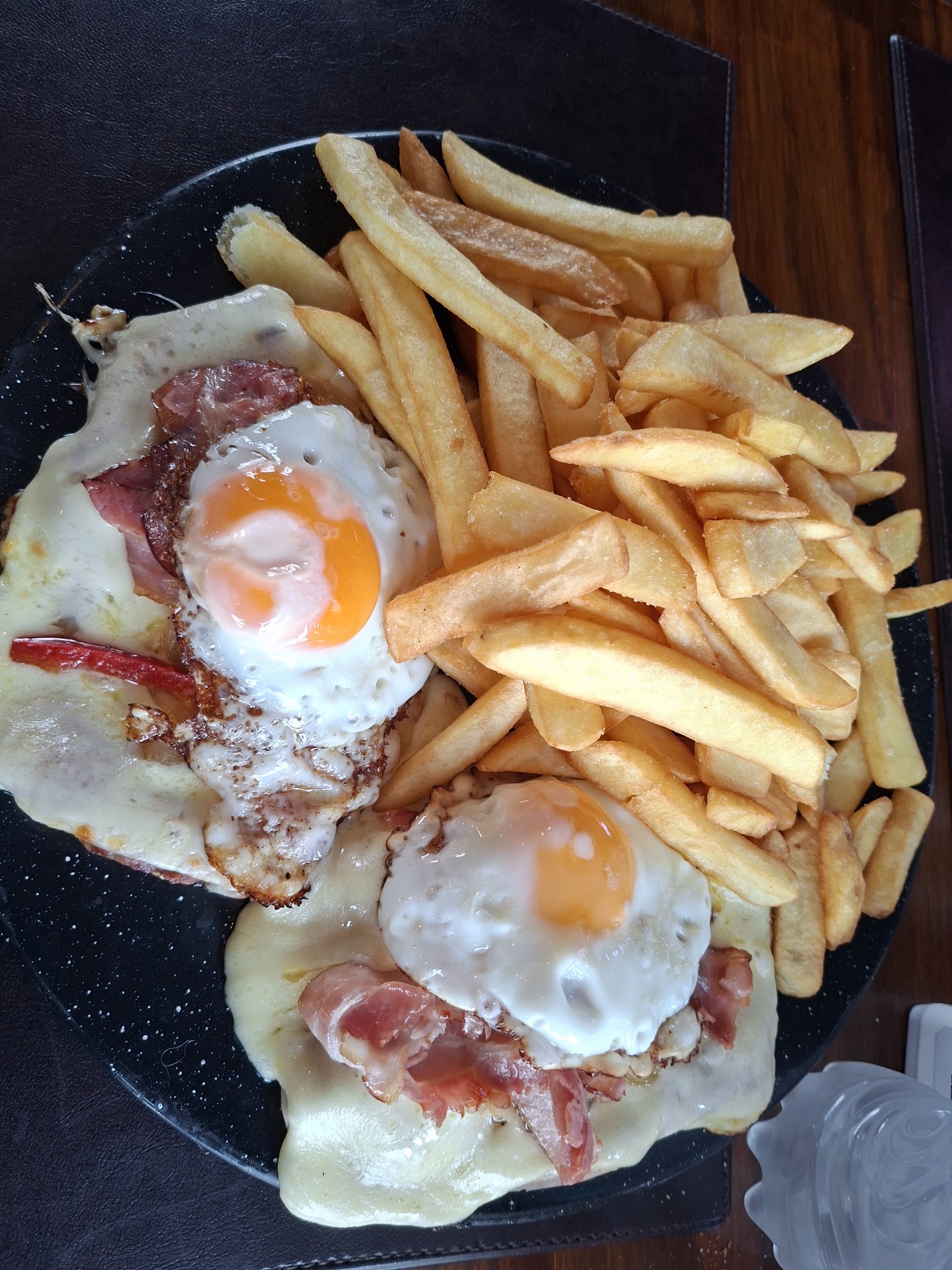 Archie's Pizzas & Burgers