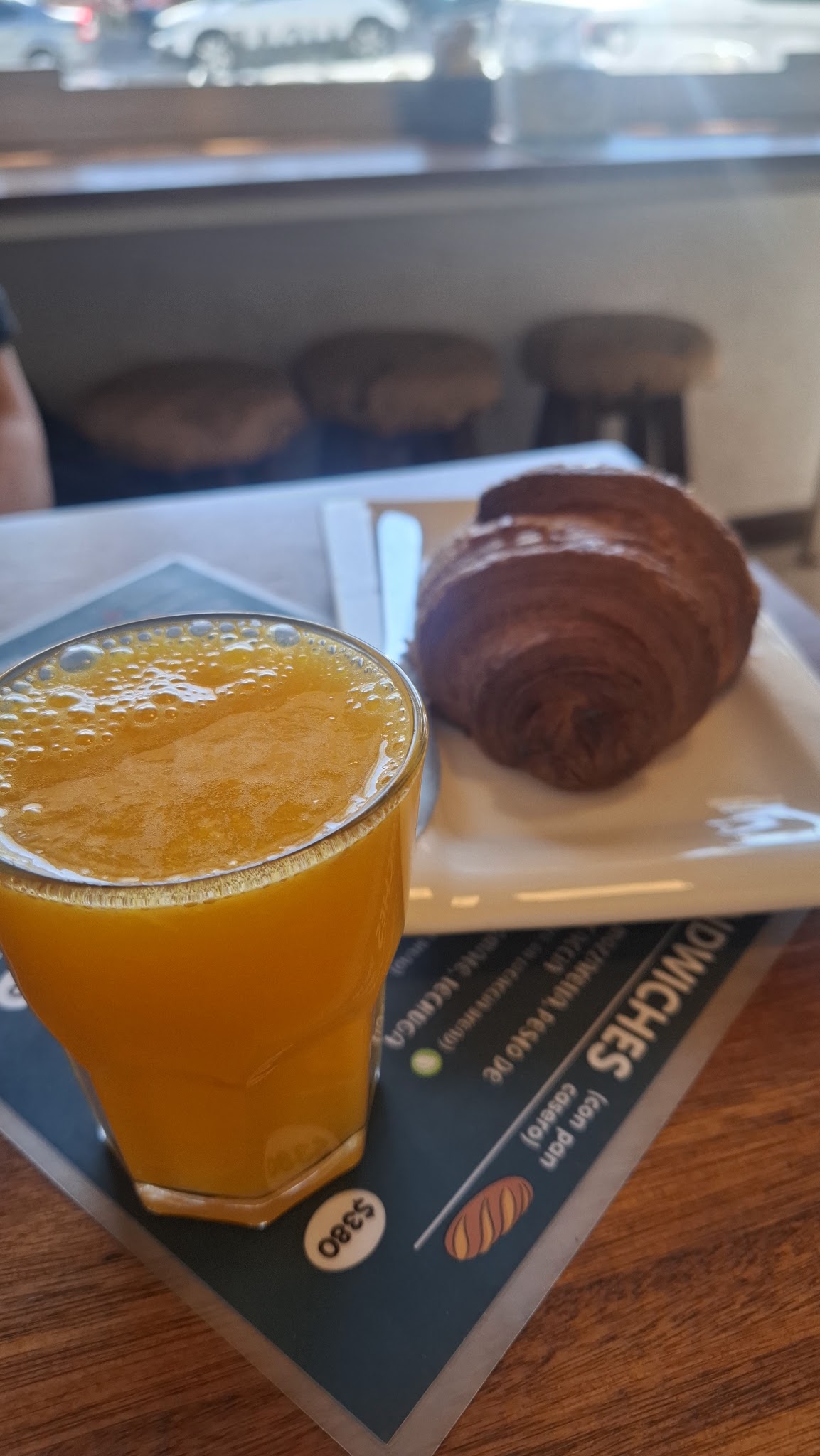 Colonia Sandwich Coffee Shop · Gral. Flores