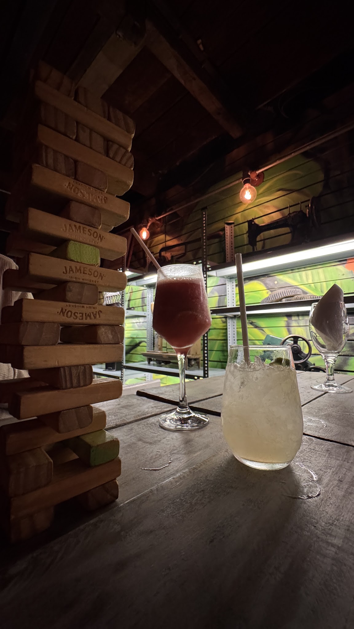 La Fábrica Bar