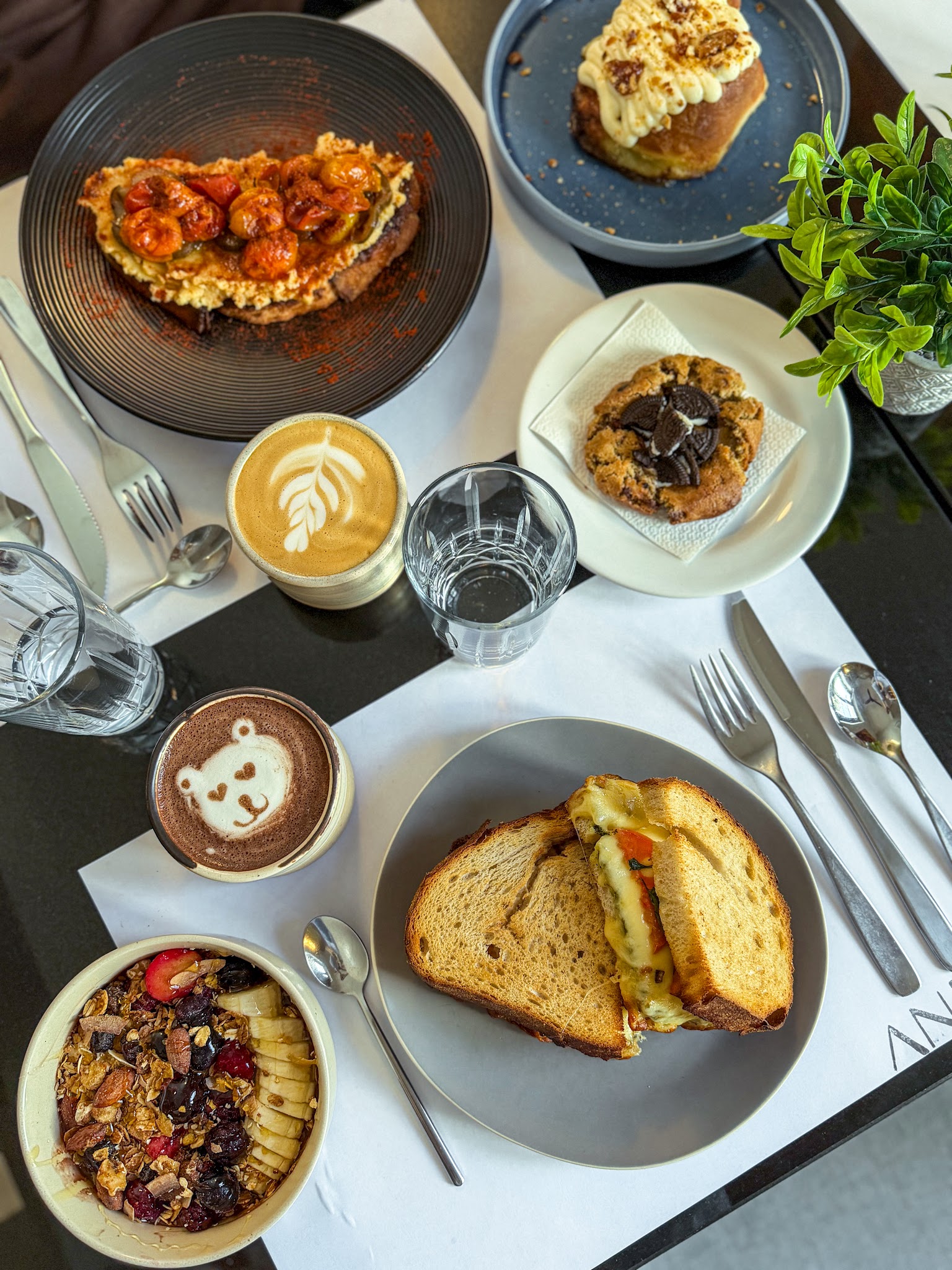 ANITA RESTO-CAFE