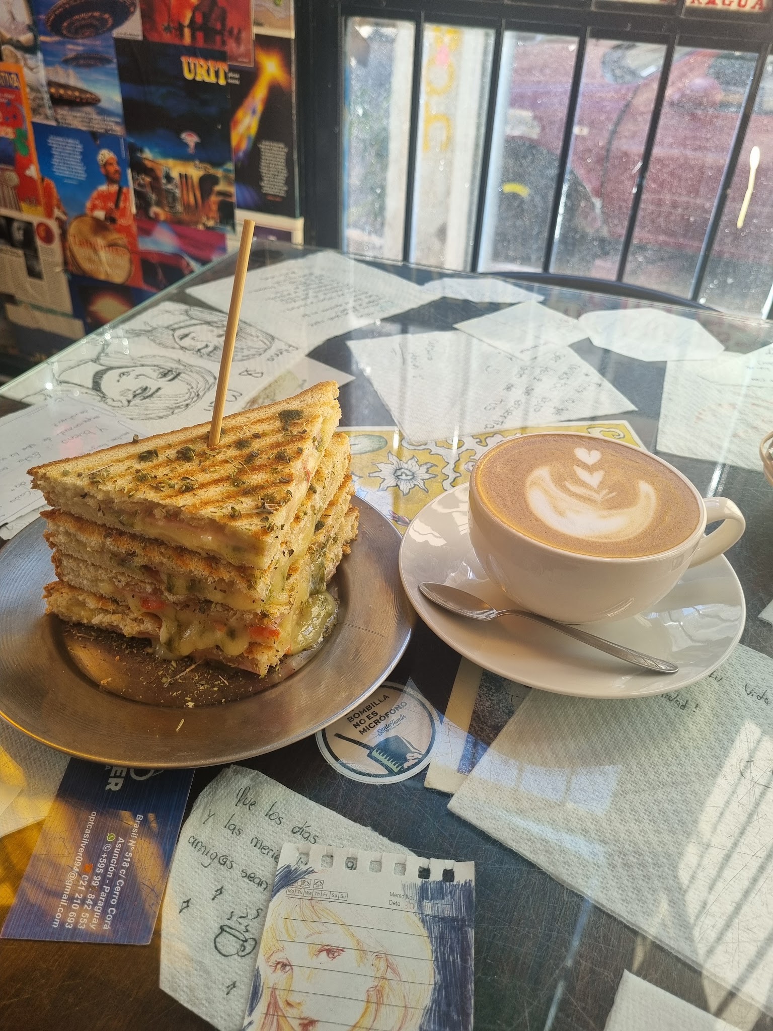 Contacto Café Social Club