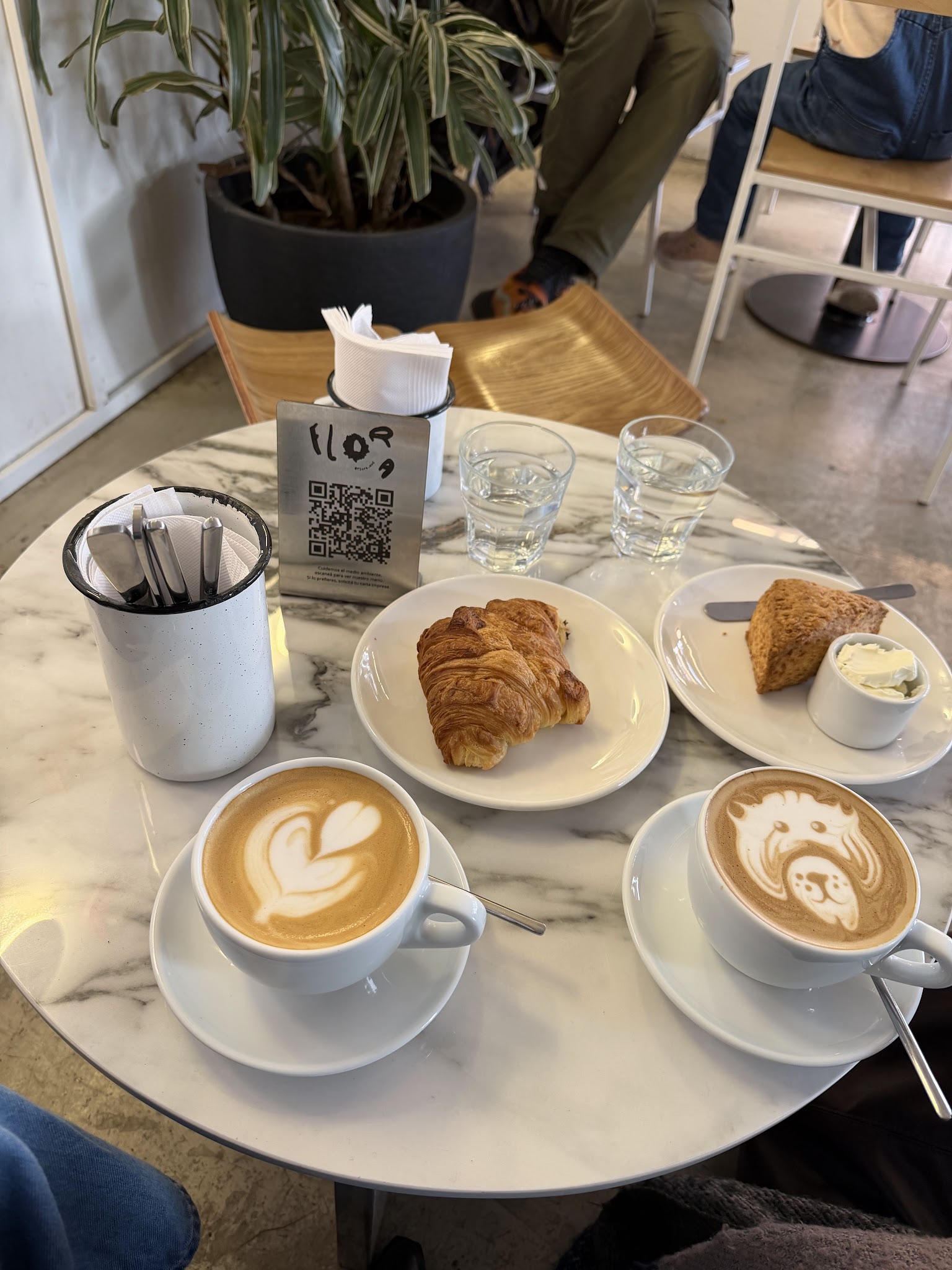 Flora Café