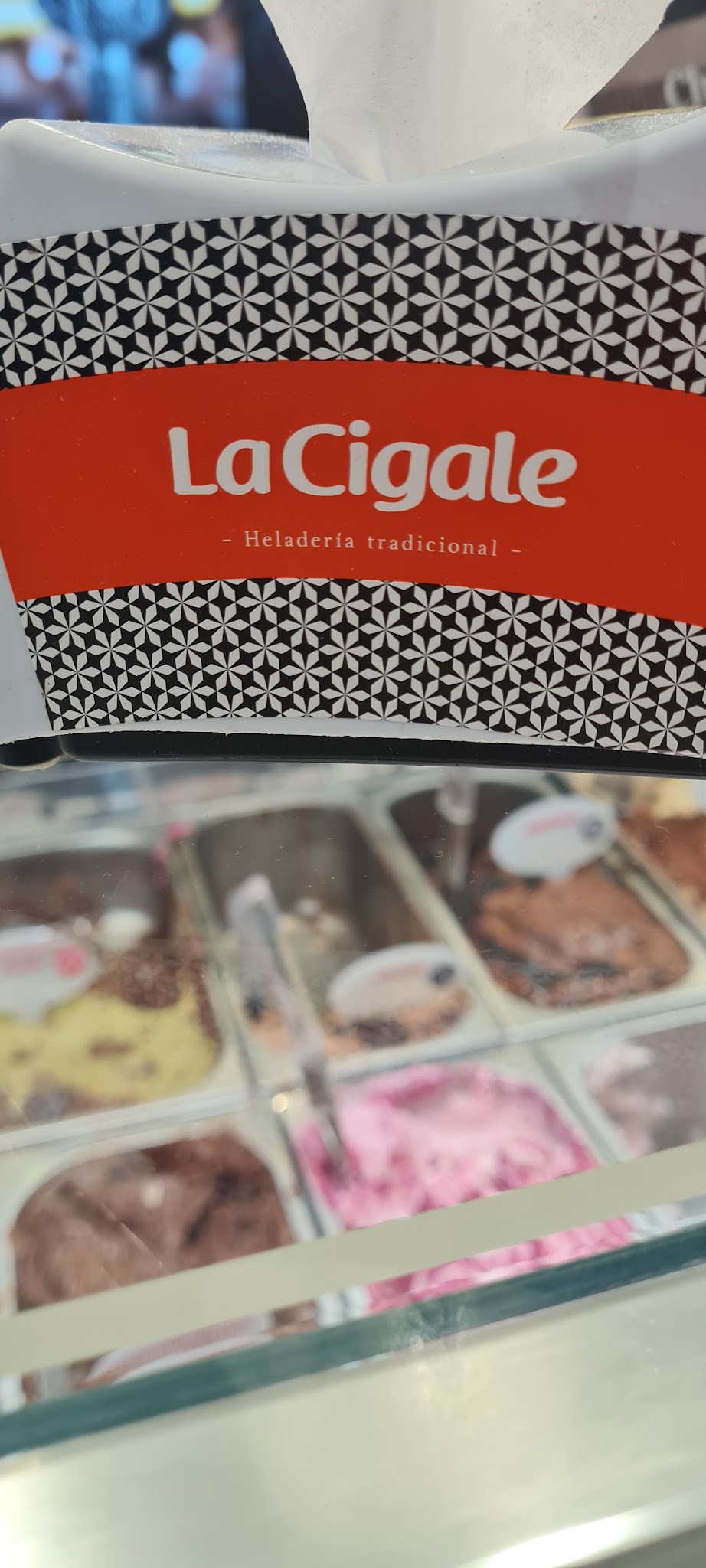 La Cigale · Bv. Gral. Artigas