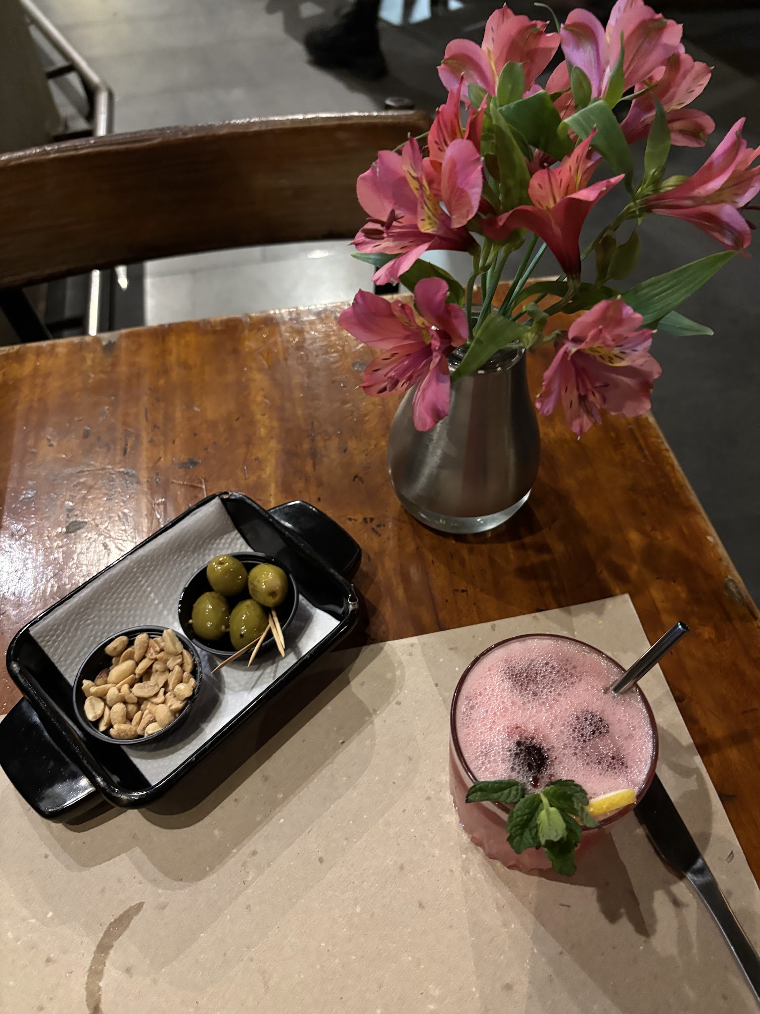 Alvarez Bar
