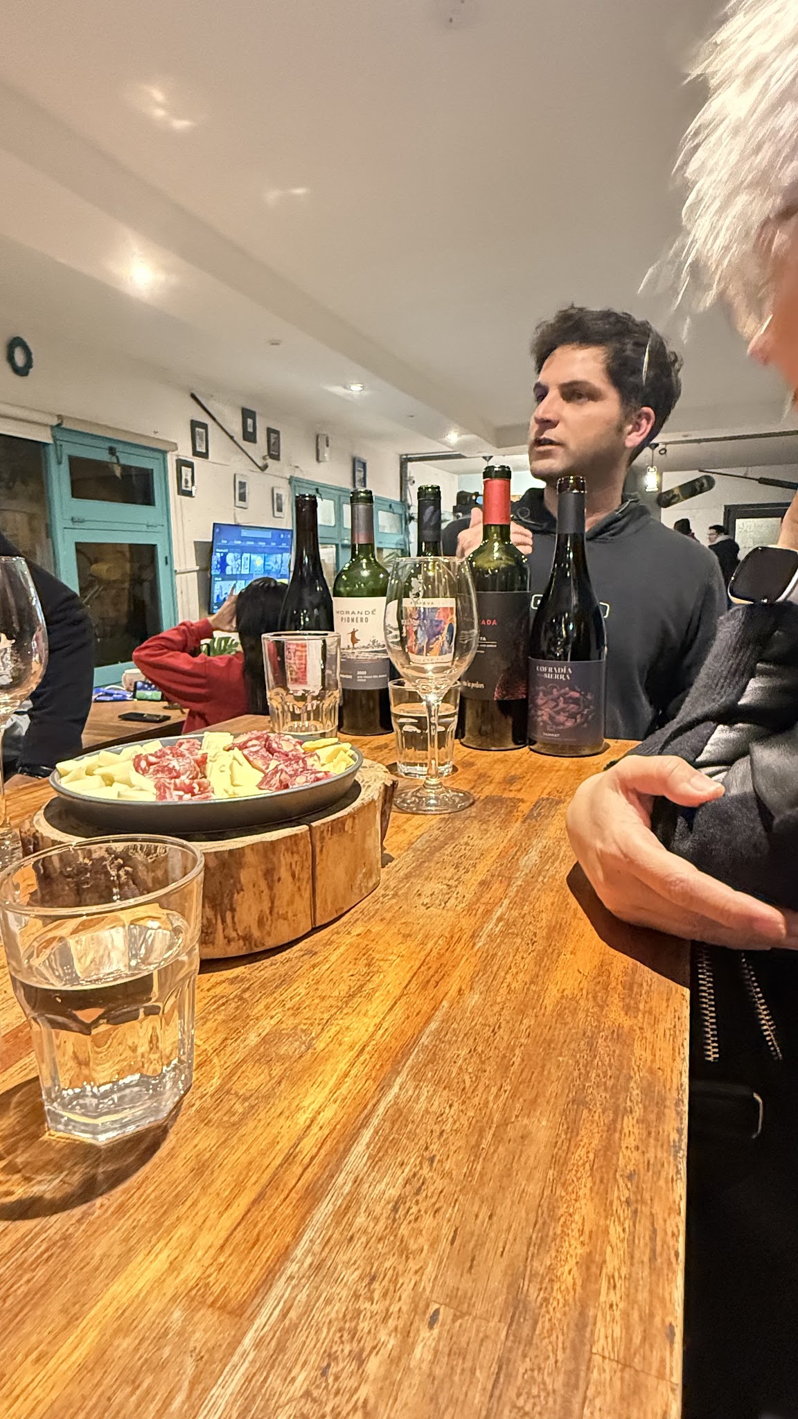 Damajuana Wine Store