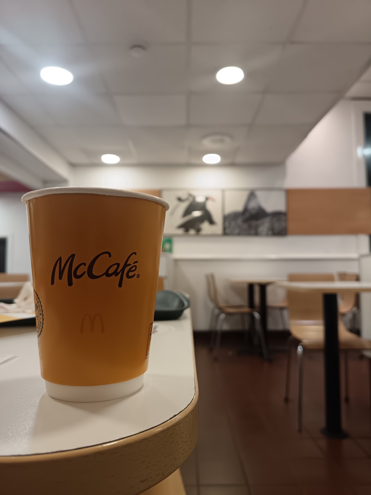 McDonald's · Av. 18 de Julio