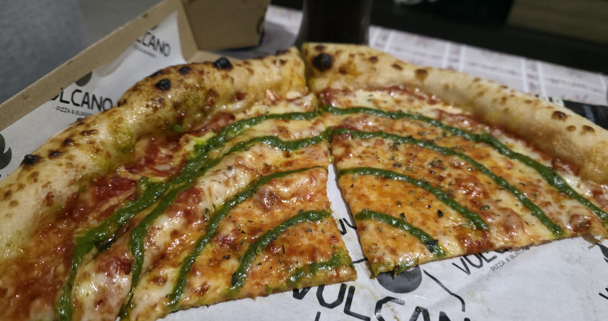 VULCANO pizzas burger