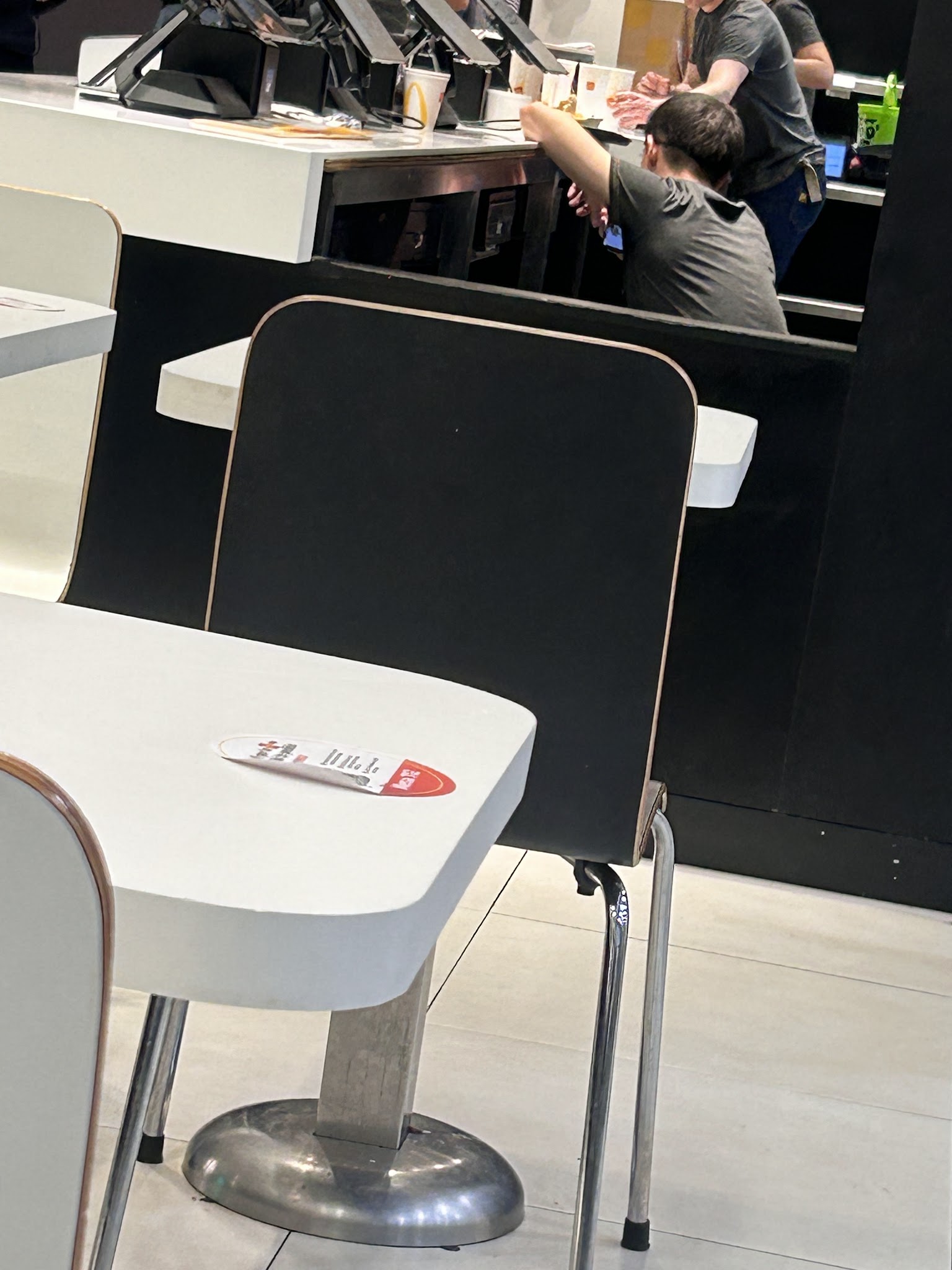 McDonald's · Bv. Gral. Artigas