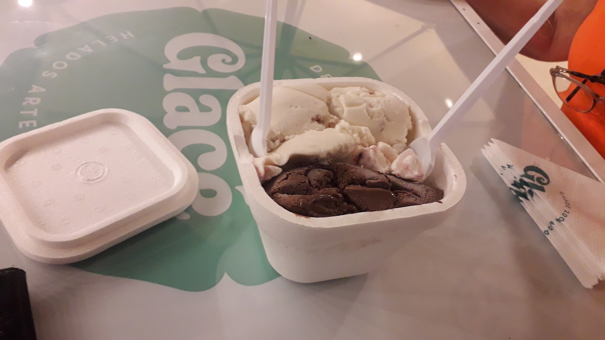 Glace ice cream Napolitaine