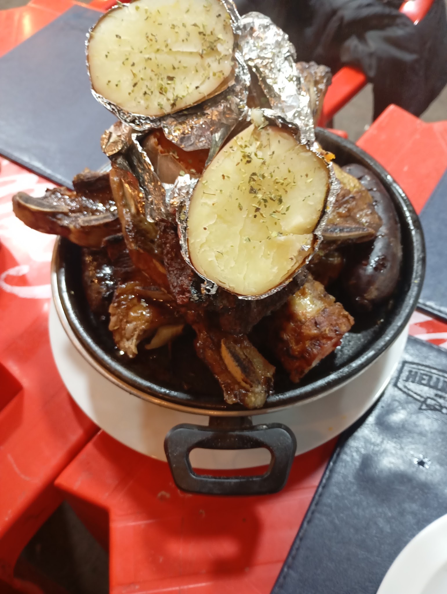 El palacete de la pizza · Av. Dámaso A. Larrañaga