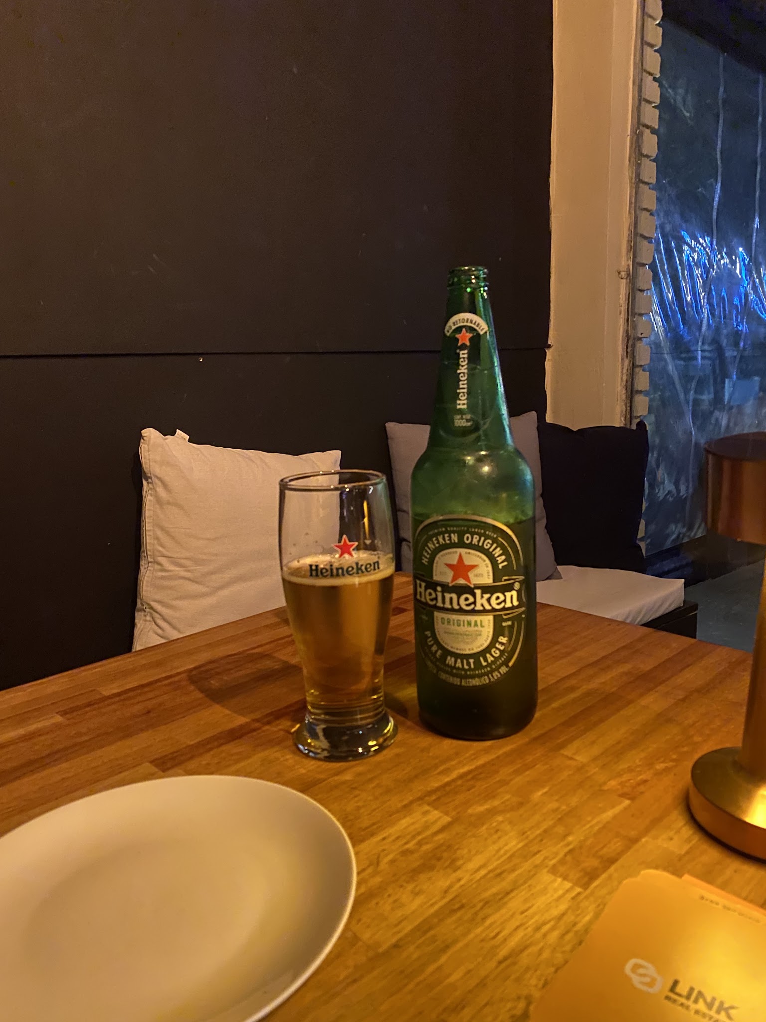 La GUANACA - Pizza Libre | Tapas | Pool | Cervecería