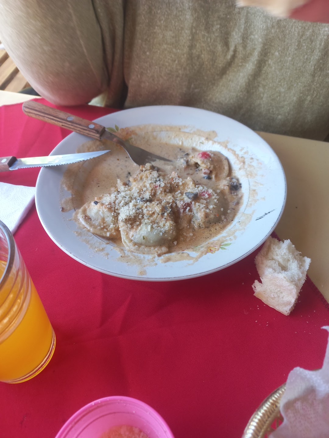 LAS BRASAS parrilla y pastas libre