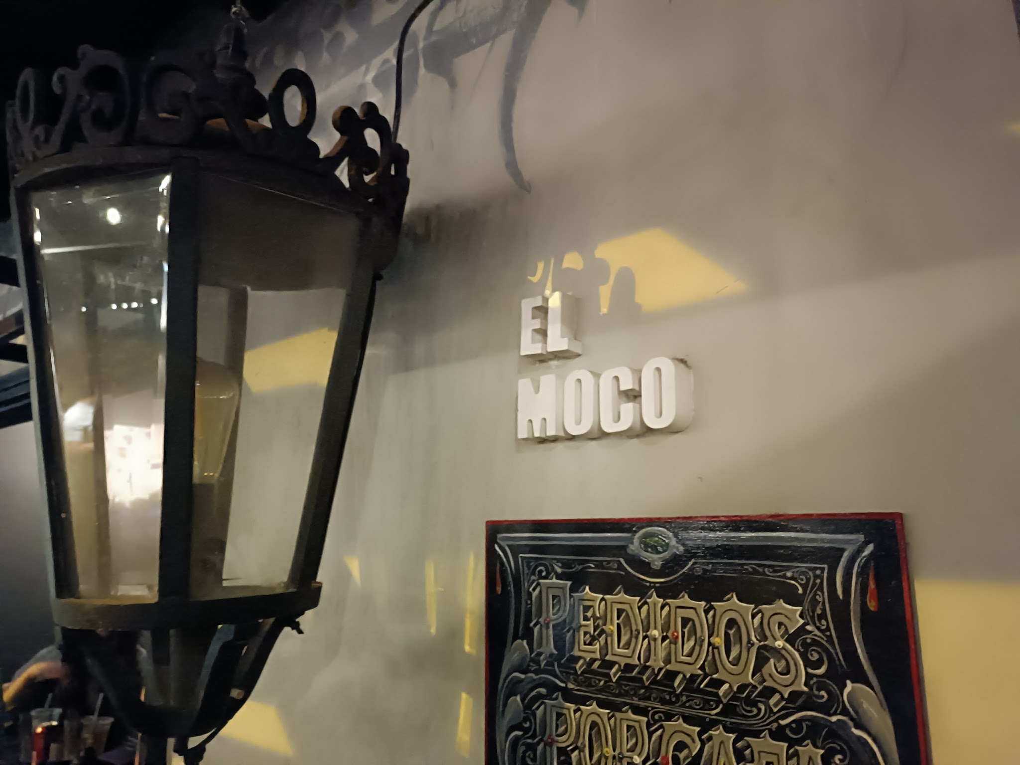 EL MOCO BAR