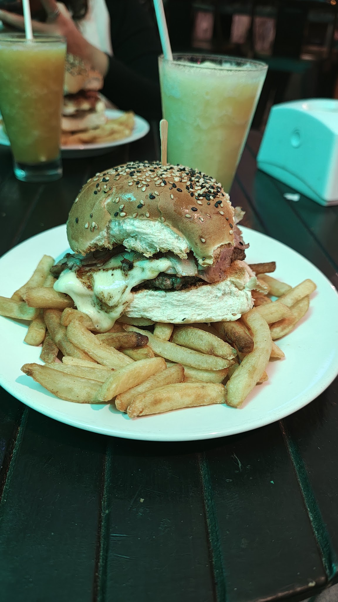 Pizzas Empanadas y Algo Más
