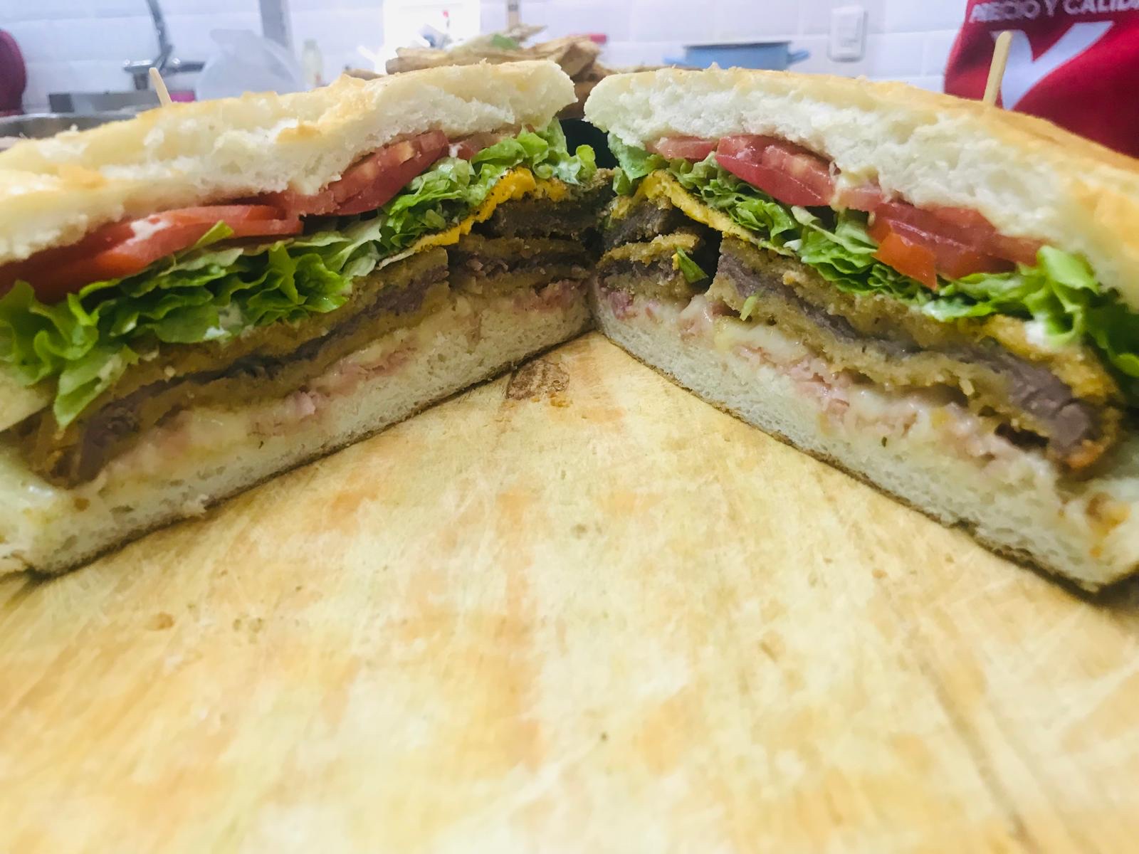 Maxipizza_Uy