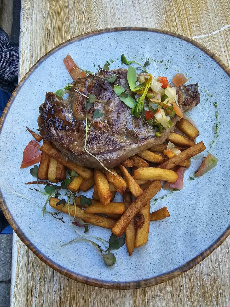 Romesco Cantina