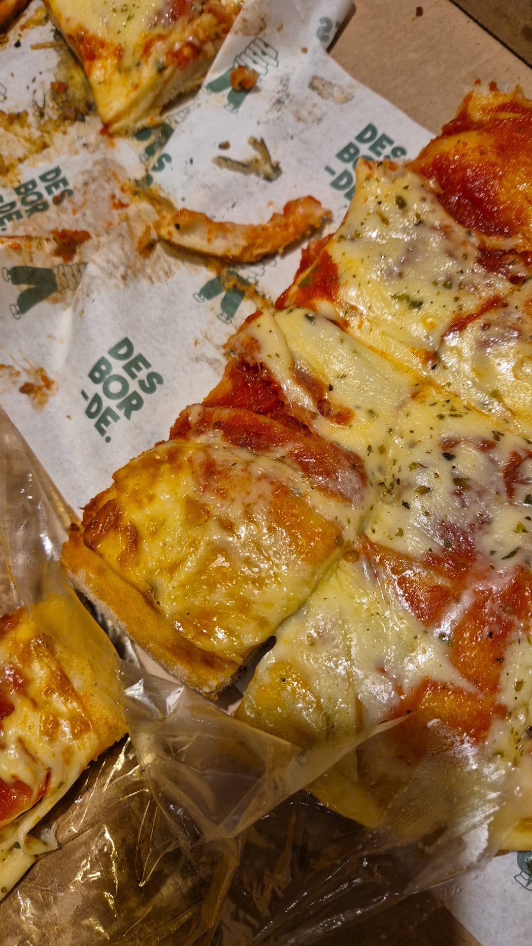 DESBORDE. Pizzeria en Pocitos, Montevideo
