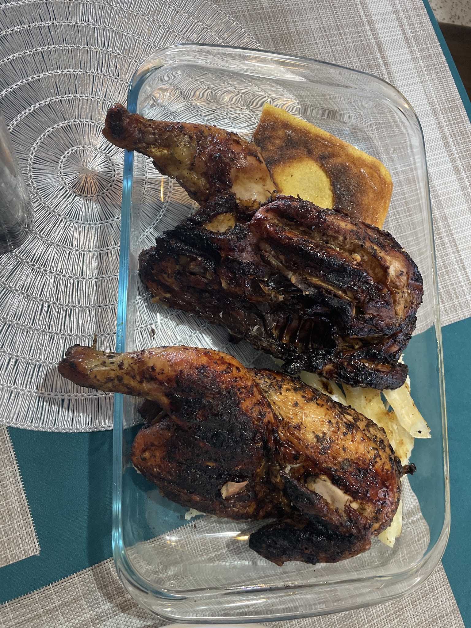 Polleria "La Esquina De Los Pollos"