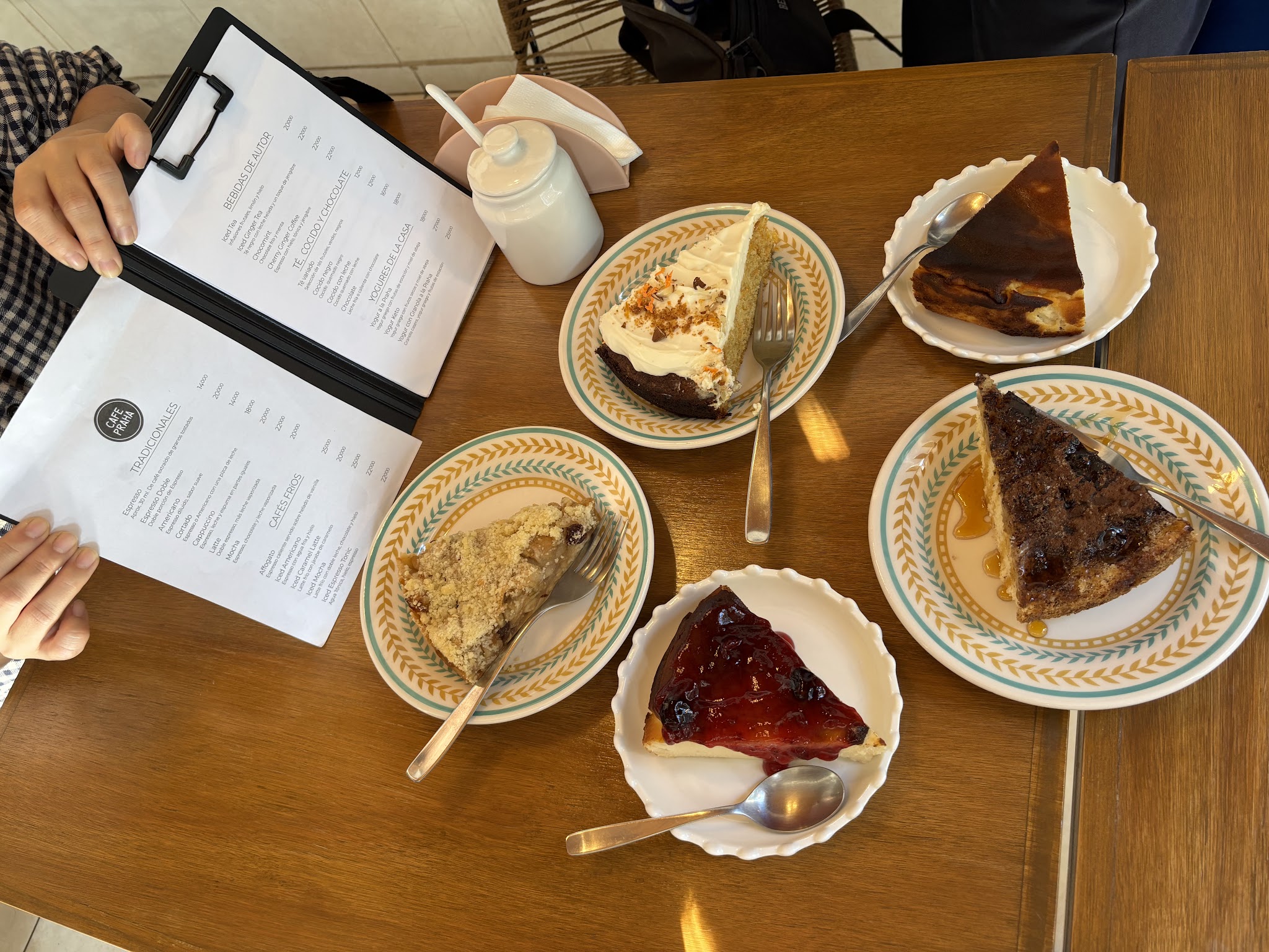 Carta de Cafe Praha, foto de mayo de 2026