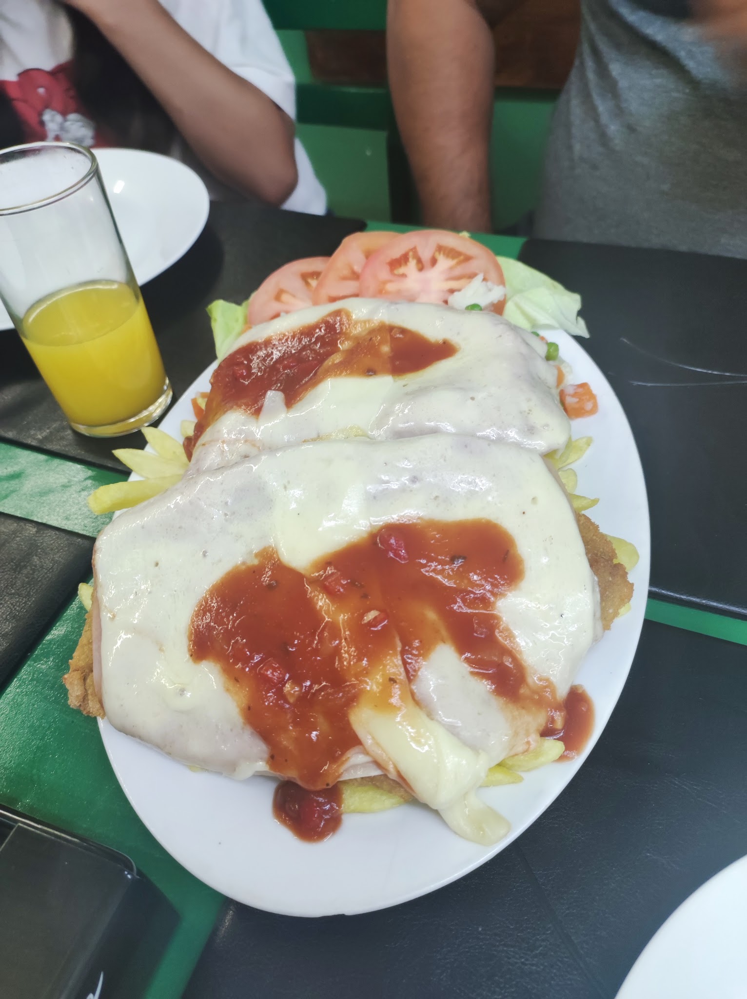 Hoy cocina la abuela srl