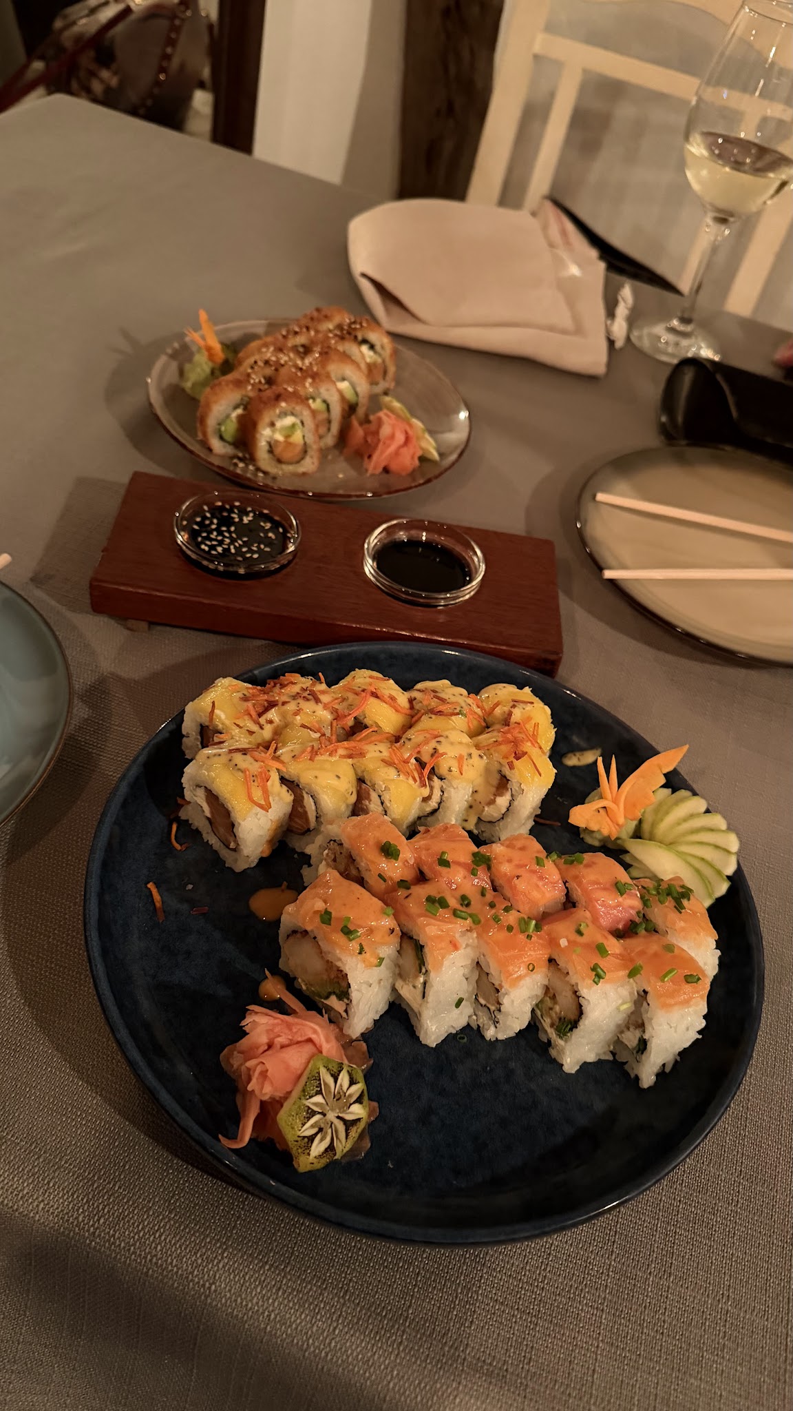Onigiri sushi fusión