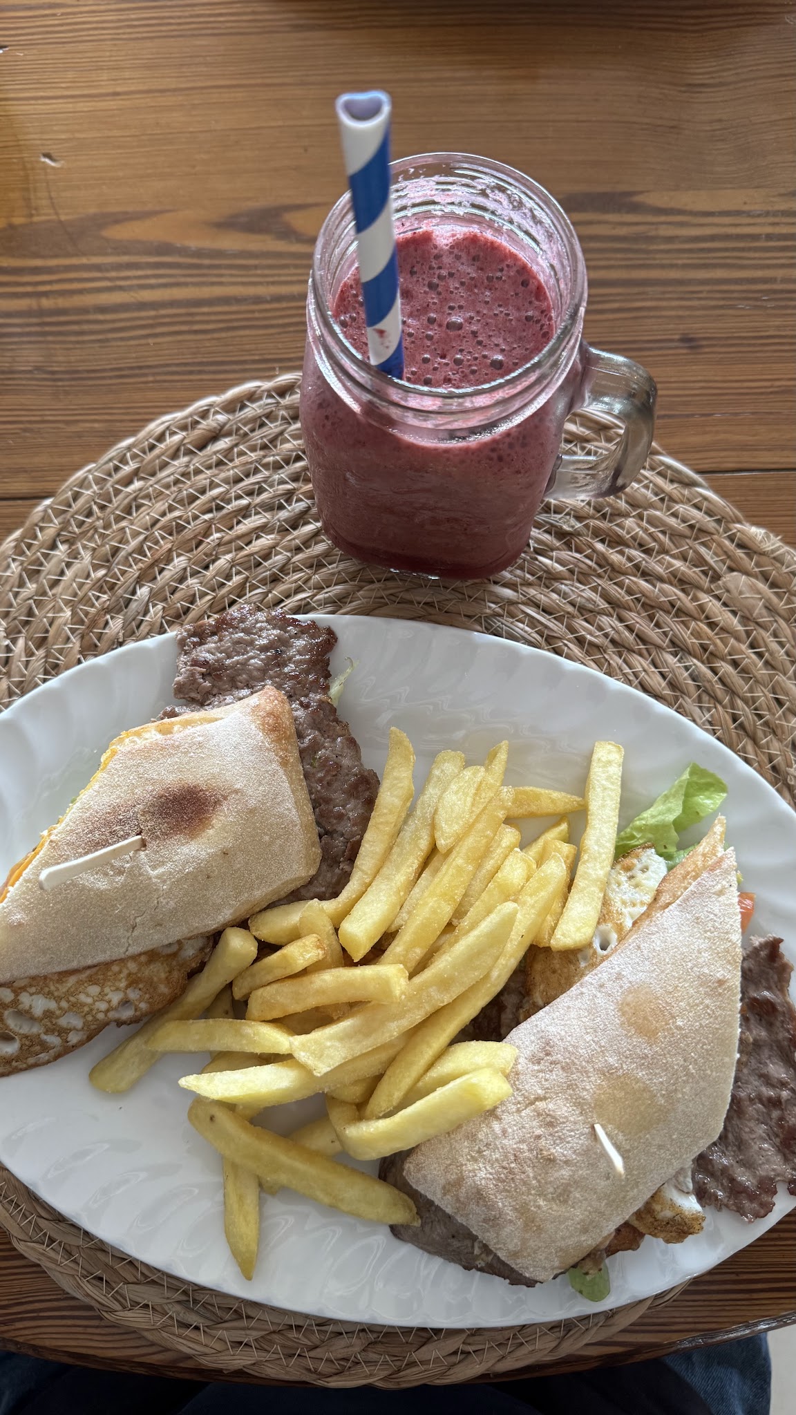 Pura Vida Resto