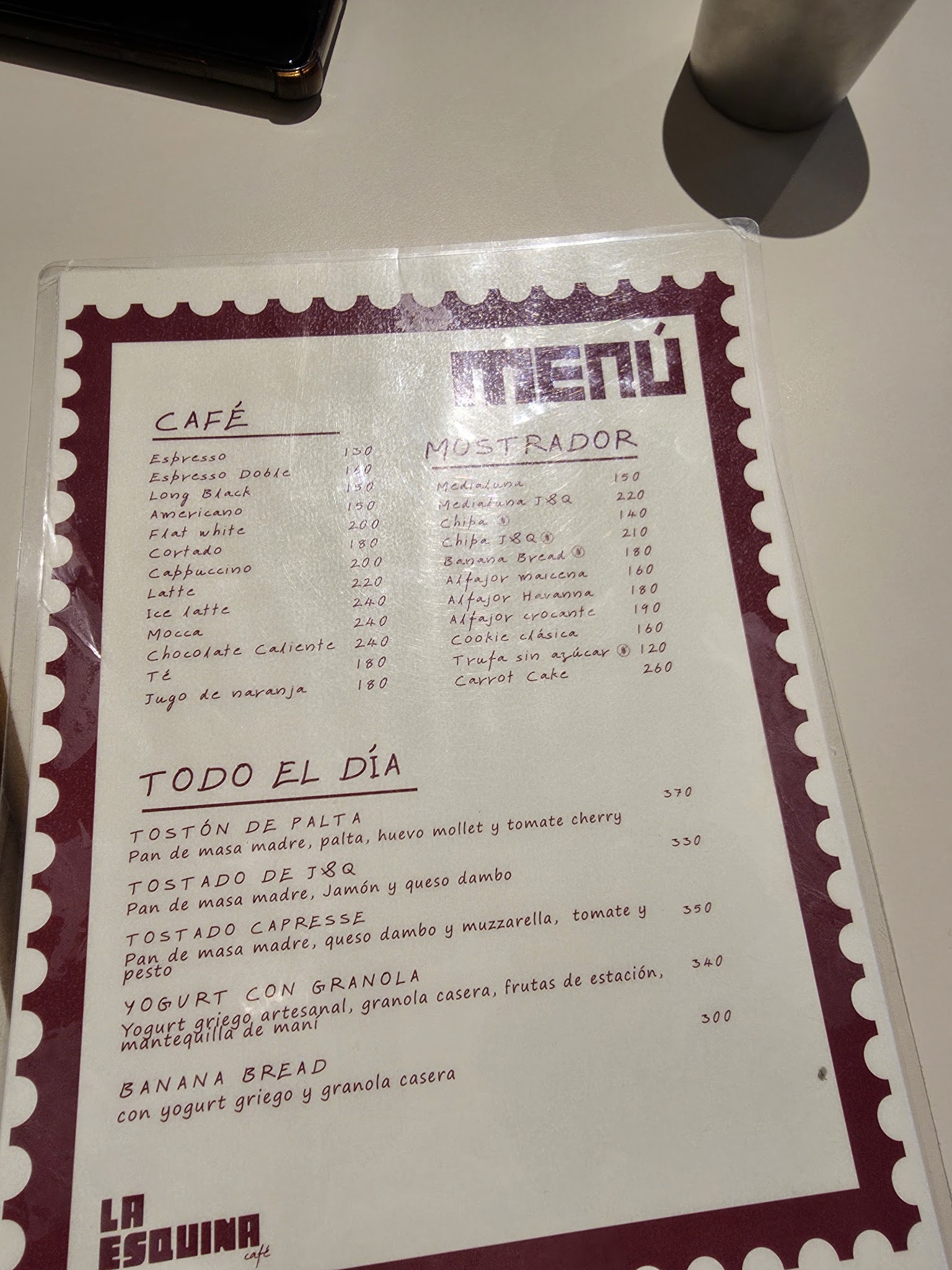 Carta de La Esquina Café, foto de mayo de 2026
