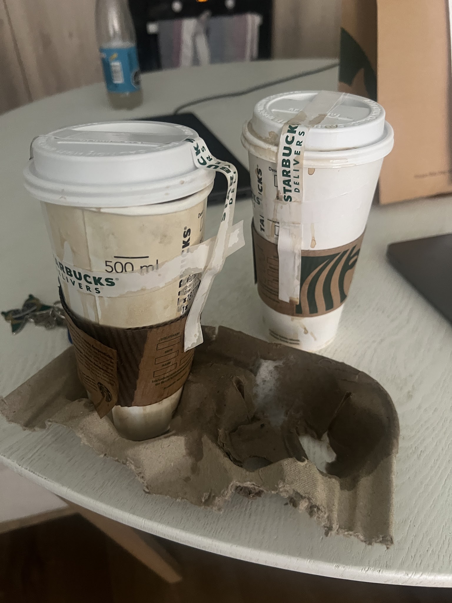 Starbucks · José Ellauri