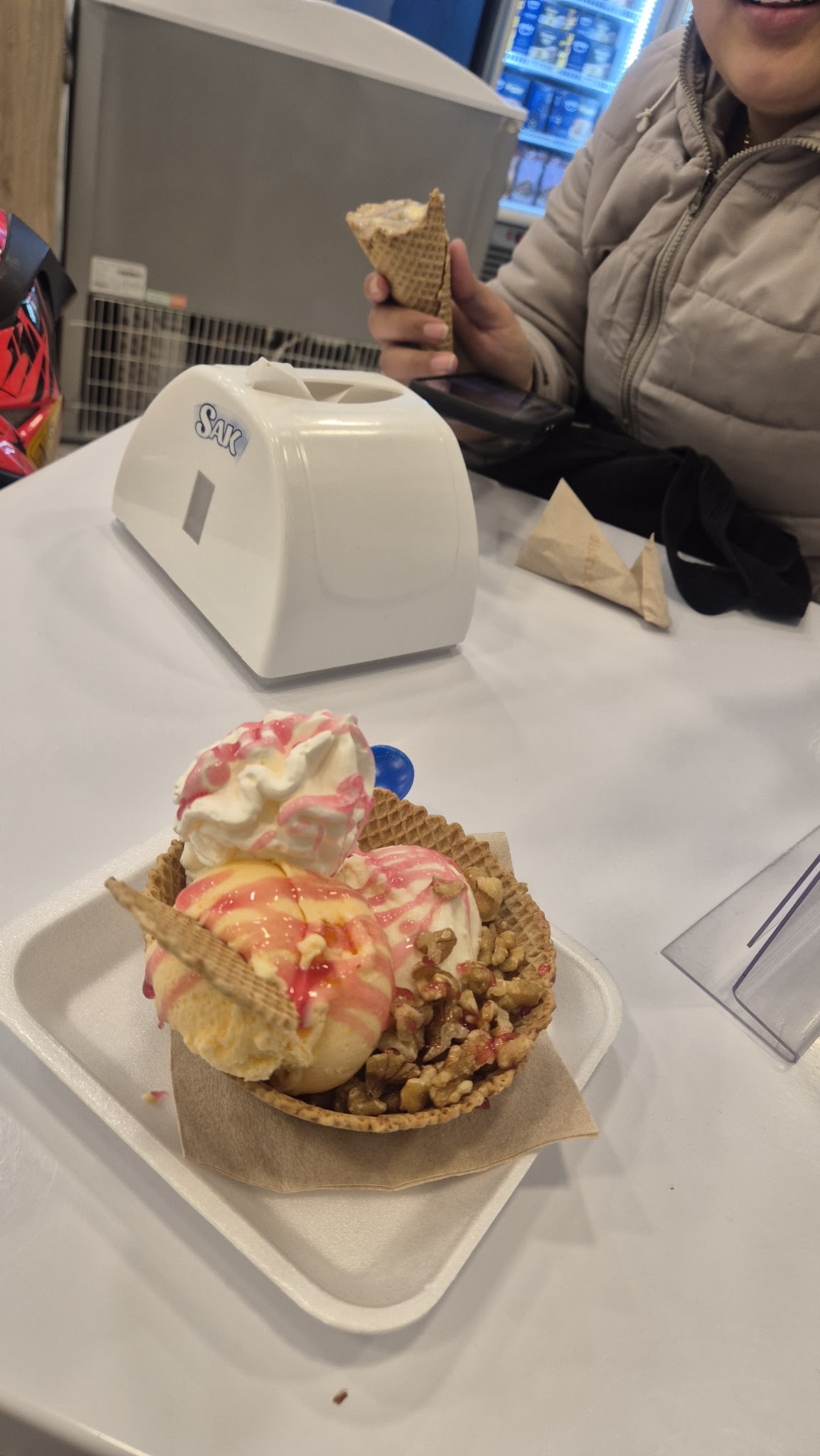Grido helado · Av. 8 de Octubre