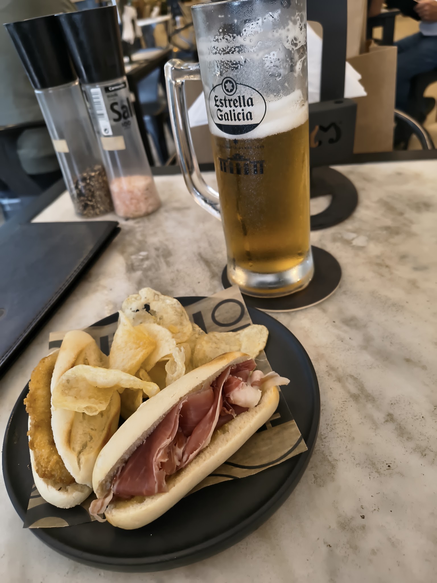 100 Montaditos