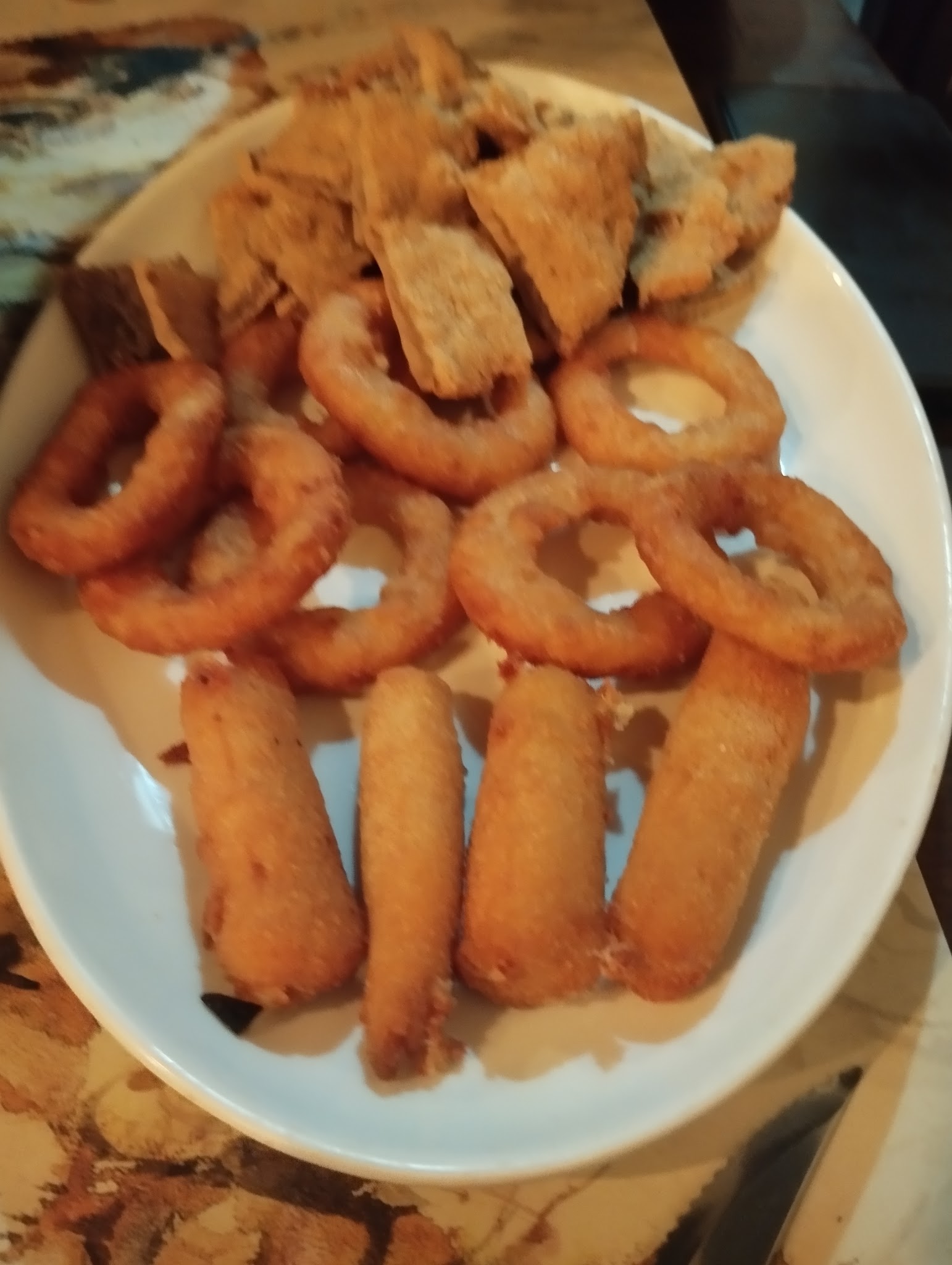 LA ESCONDIDA RESTOBAR