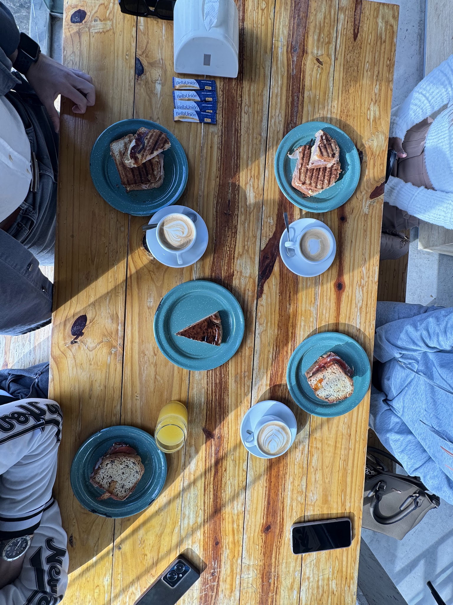 Proa Café & Bakery