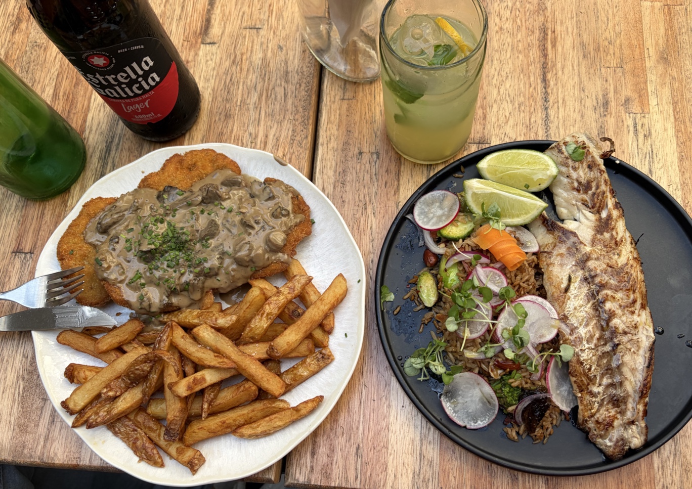 Dilema Café & Restobar · Tomás Diago