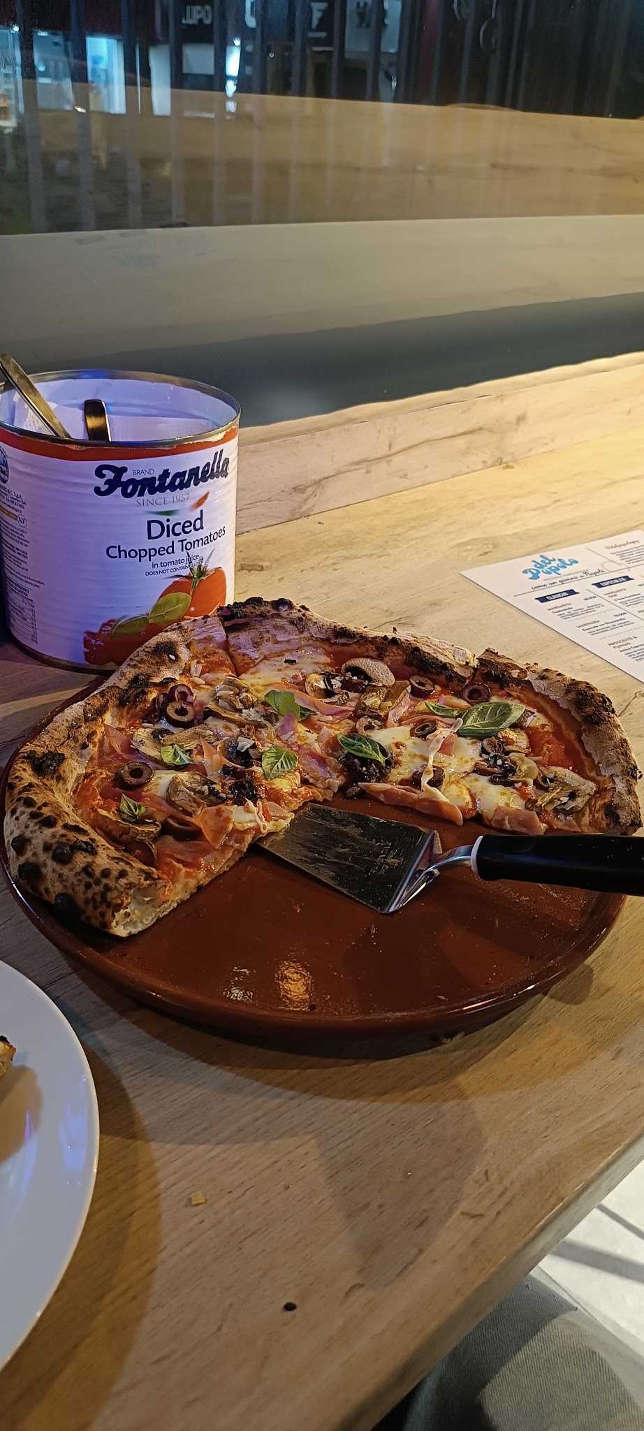 Del Popolo Pizzeria Napoletana