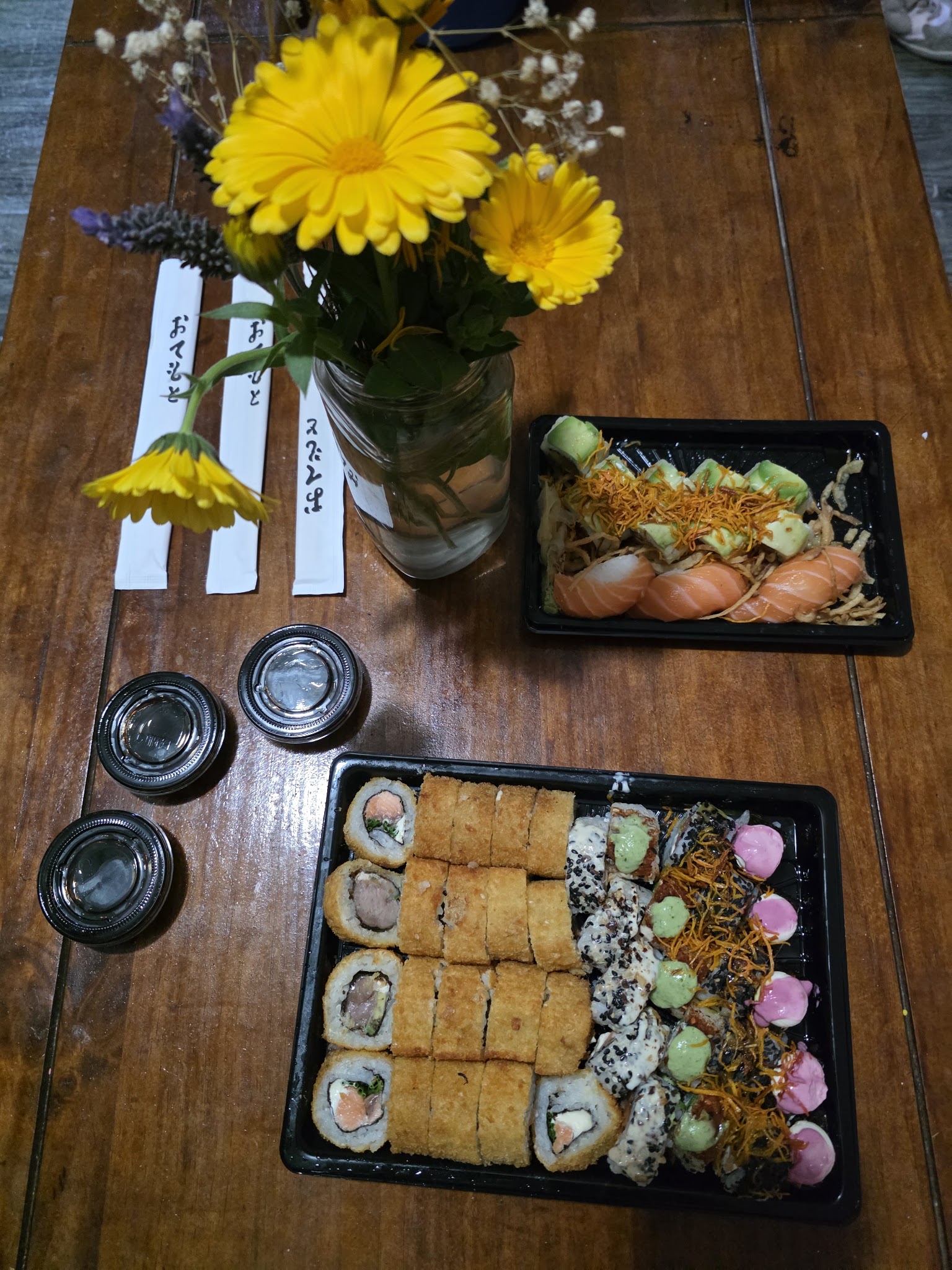 Prado Rolls - Sushi & Poke