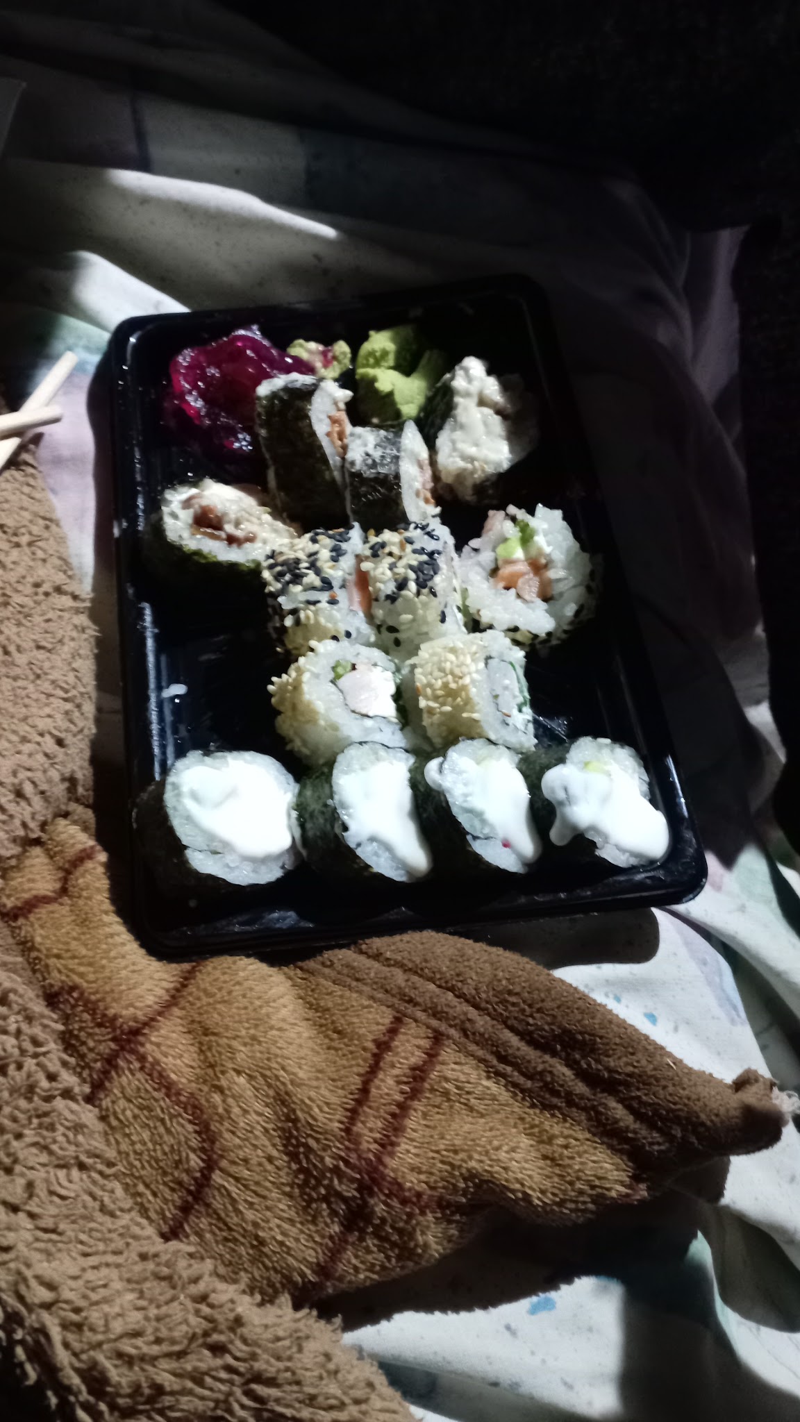 Prado Rolls - Sushi & Poke