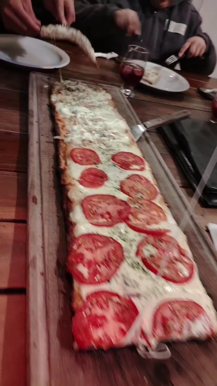 Pizza Lavalleja, Asunción