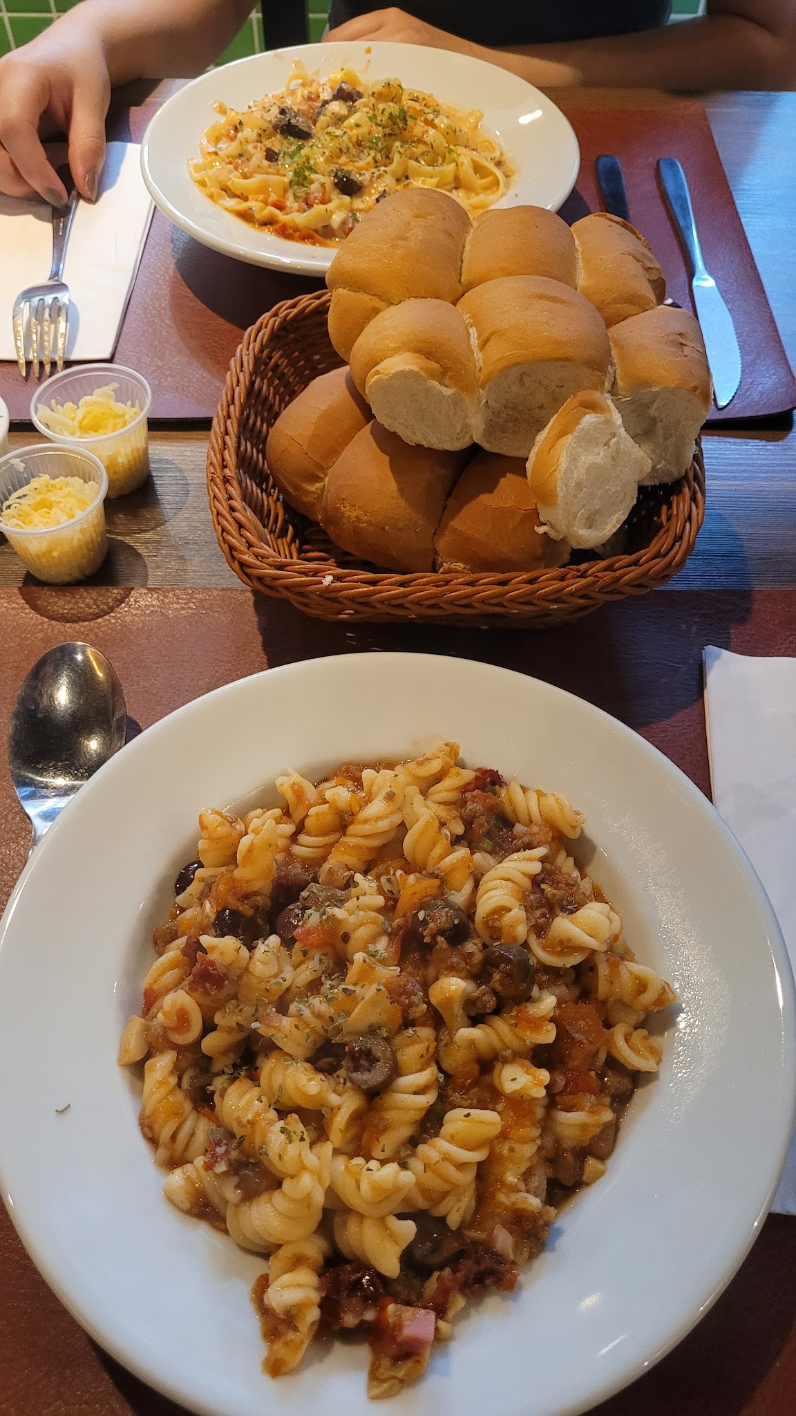 Bellini Multiplaza.