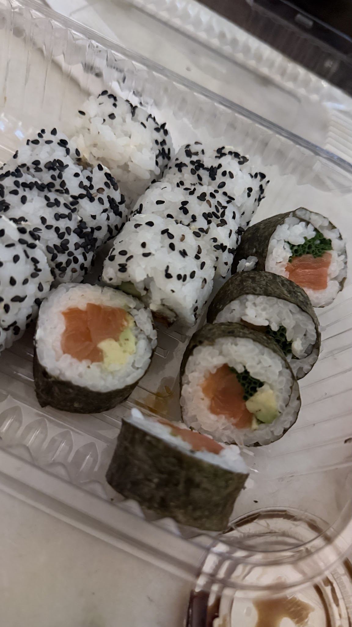 MAKI SUSHI DELIVERY