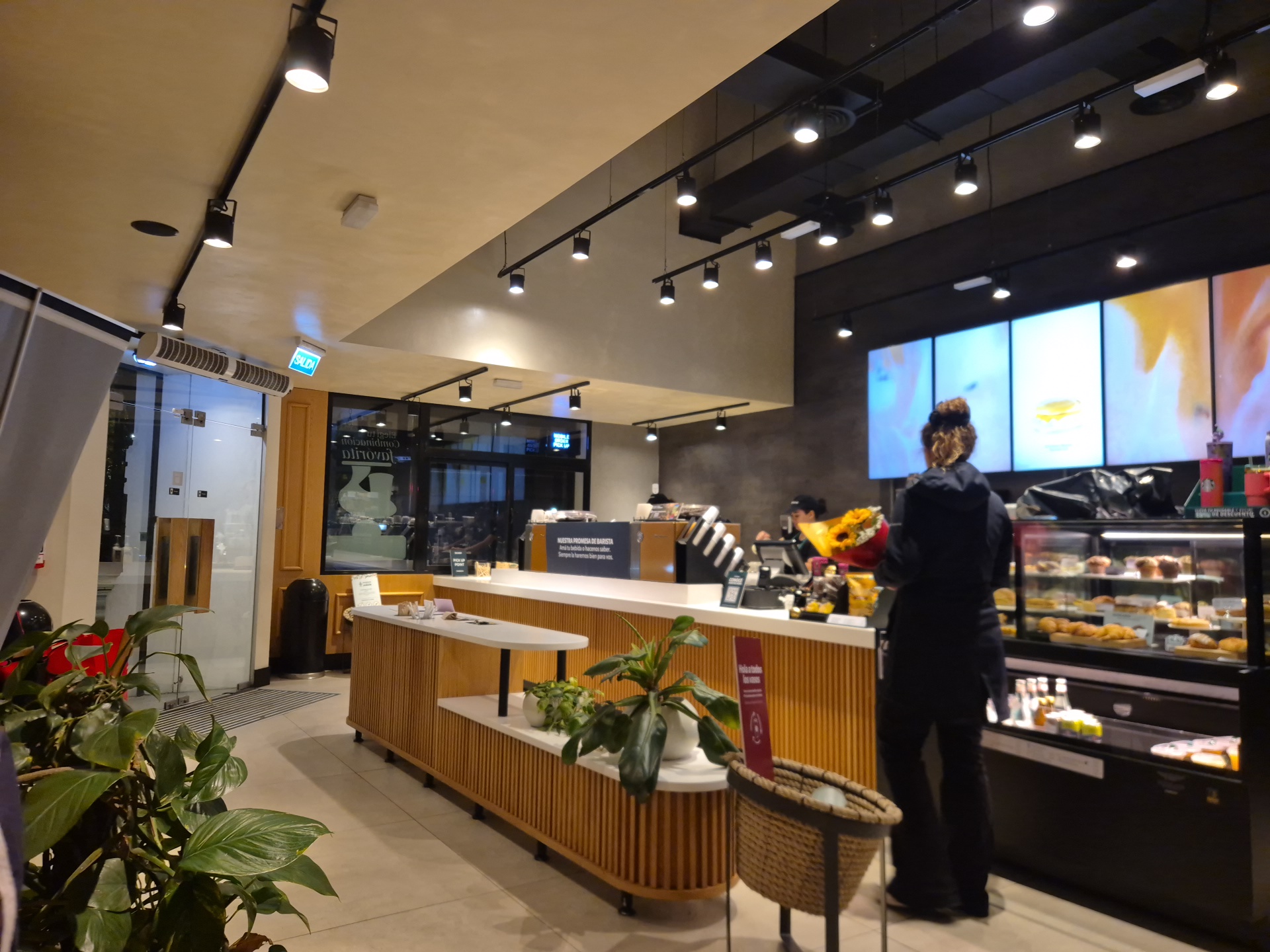 Starbucks · Julio Herrera y Obes