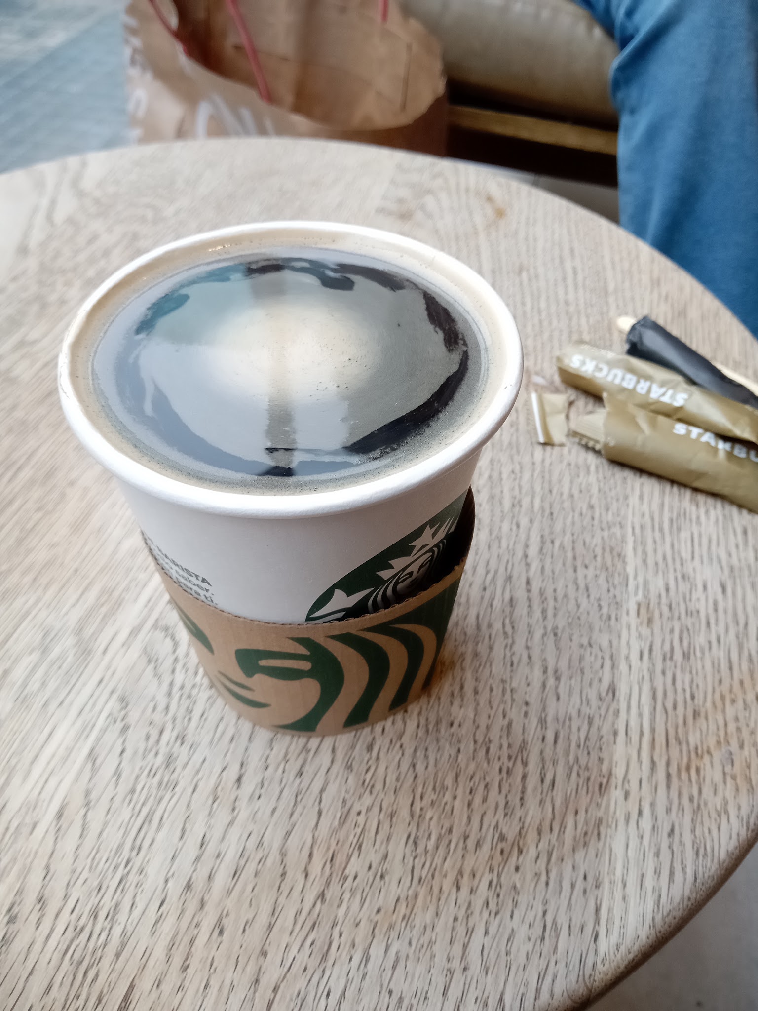 Starbucks · Julio Herrera y Obes