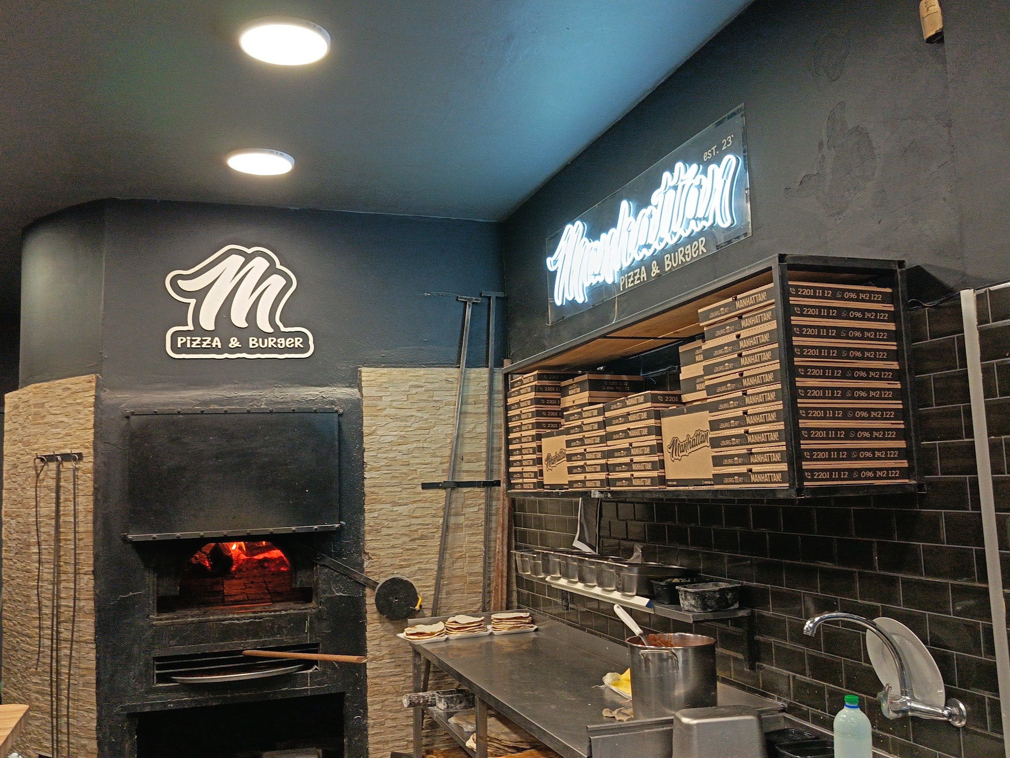 Manhattan Pizza & Burger
