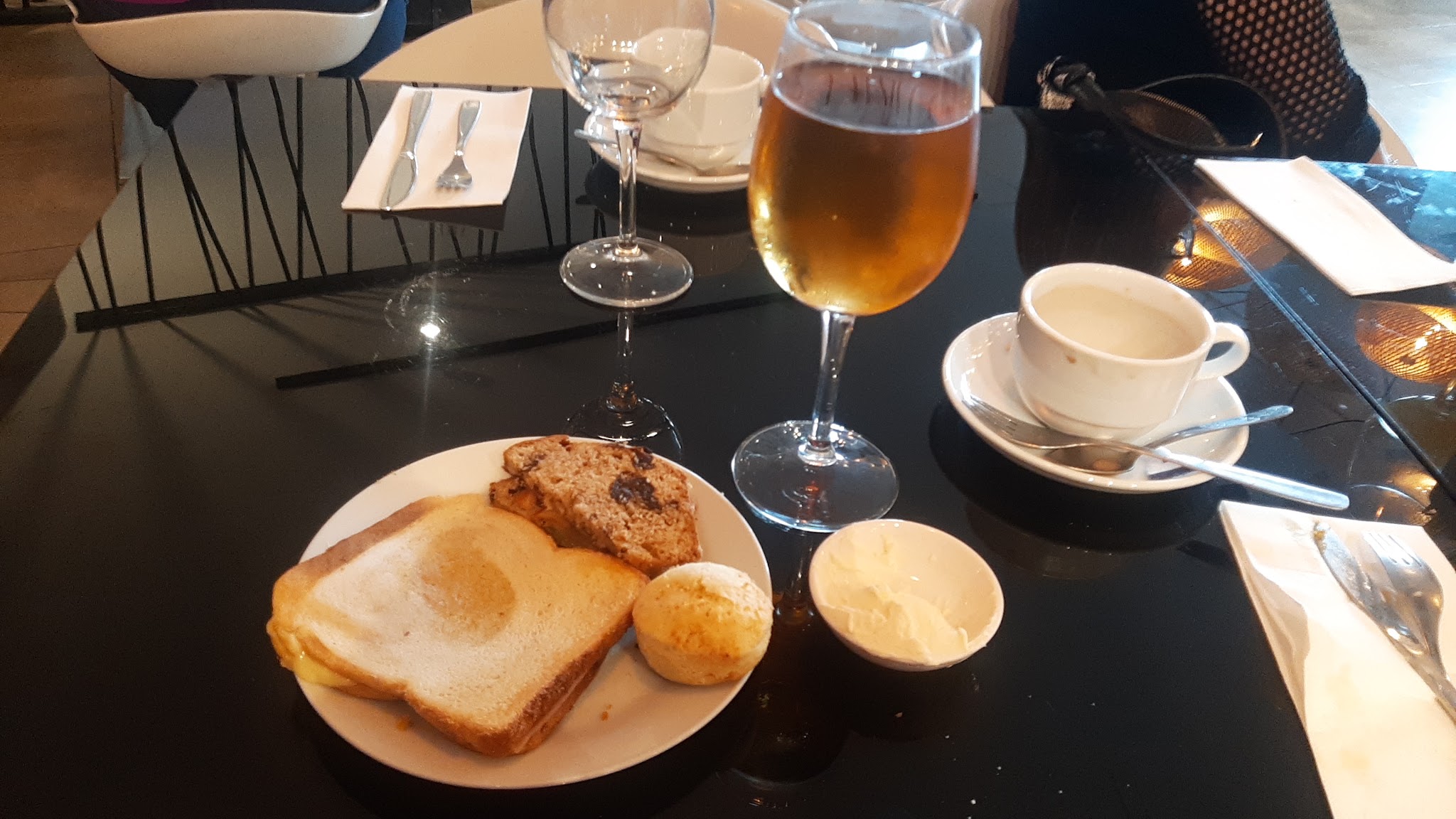 Figari Bistro Cervantes