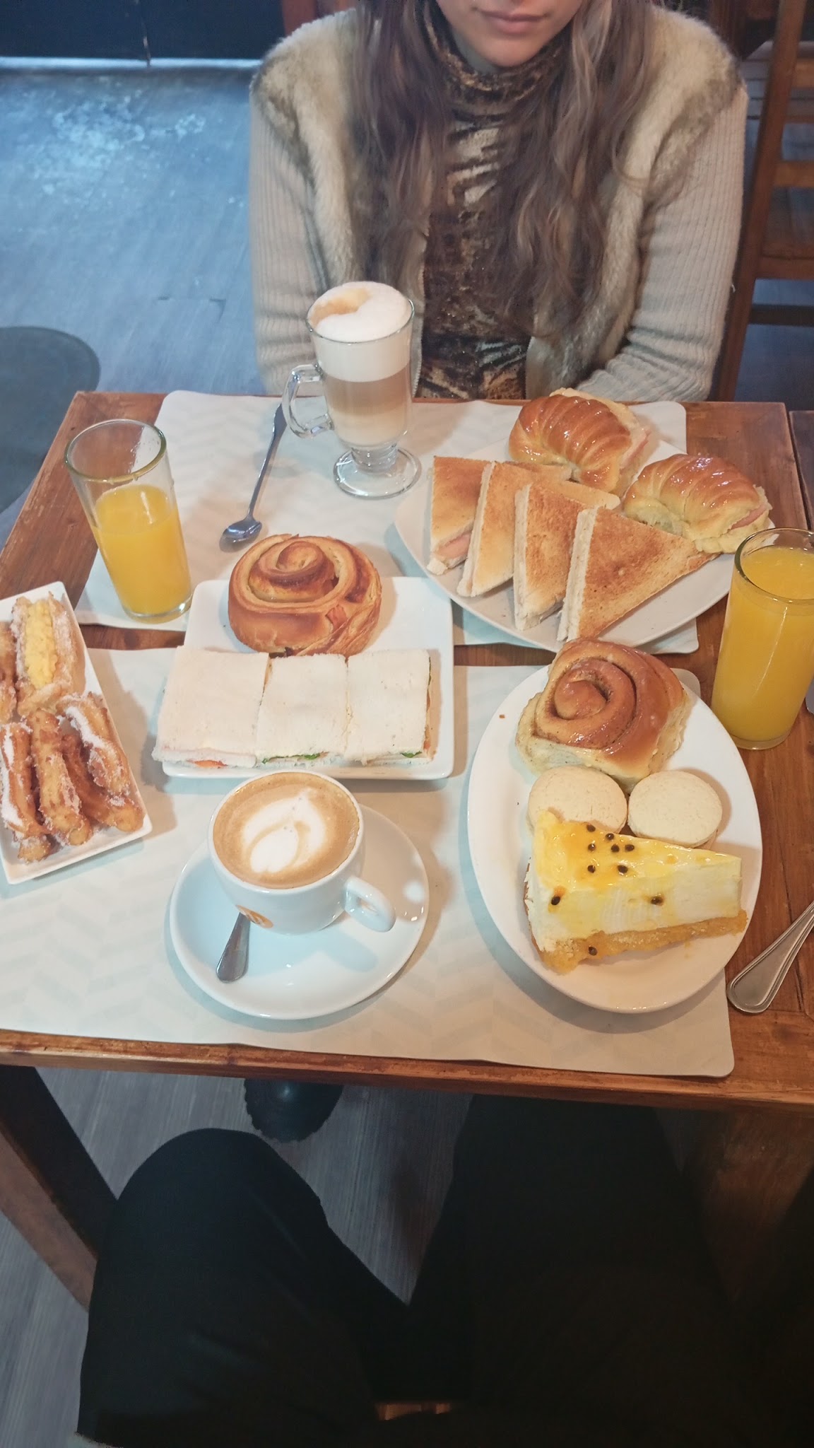 Mvd Mística Bar-Cafę