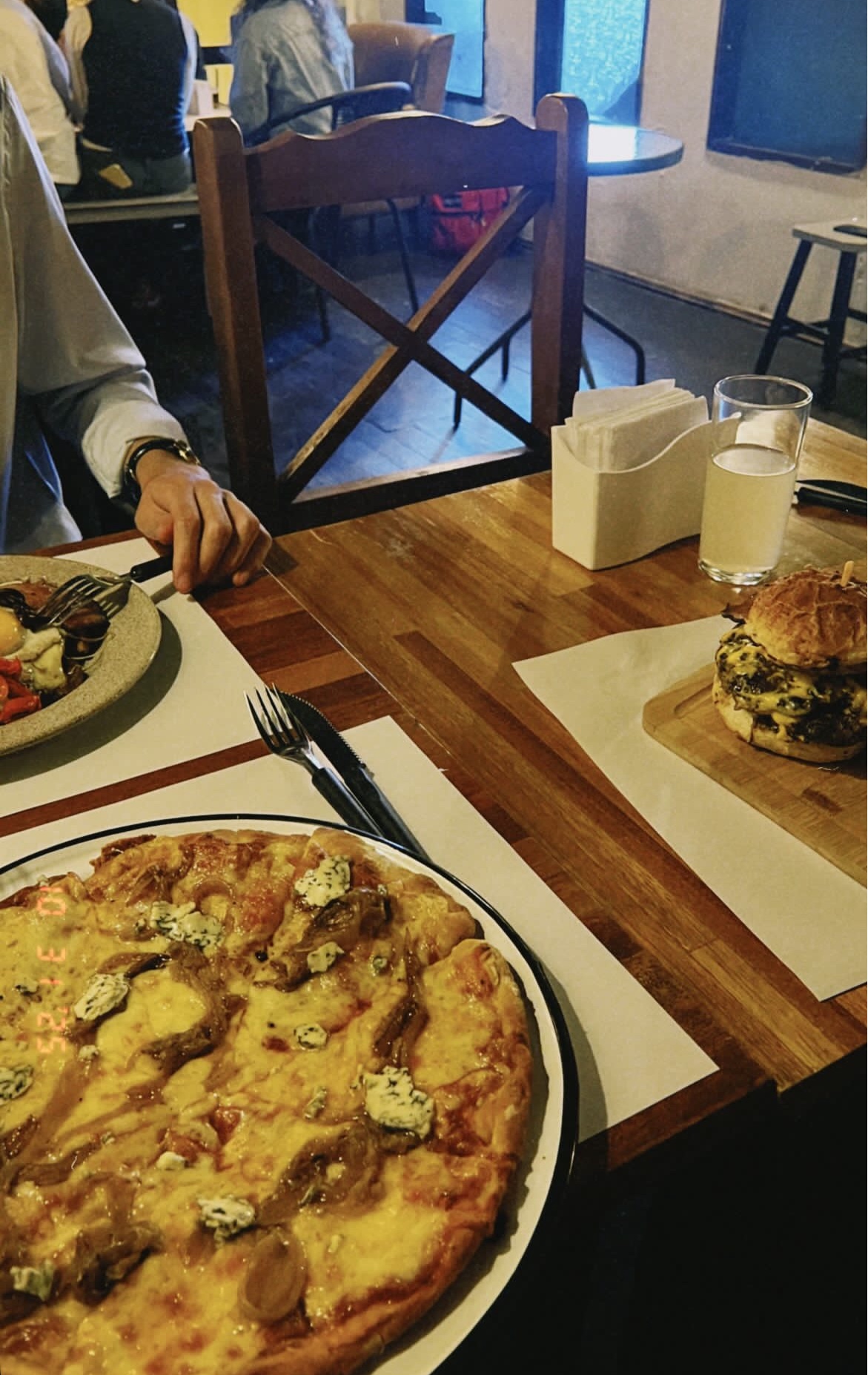Elocuente Bar